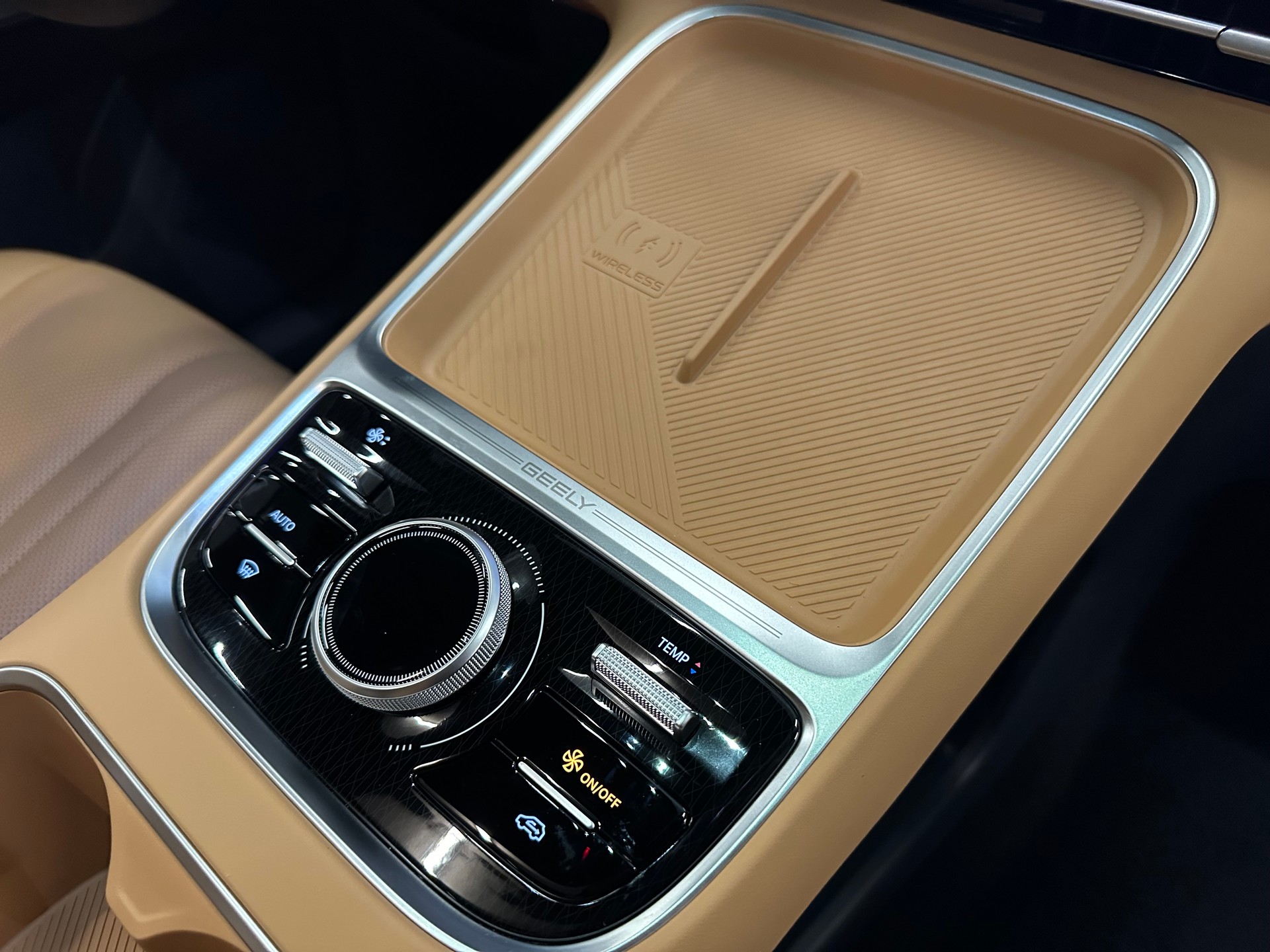 GEELY Starray EM-i MAX + PHEV-image-27
