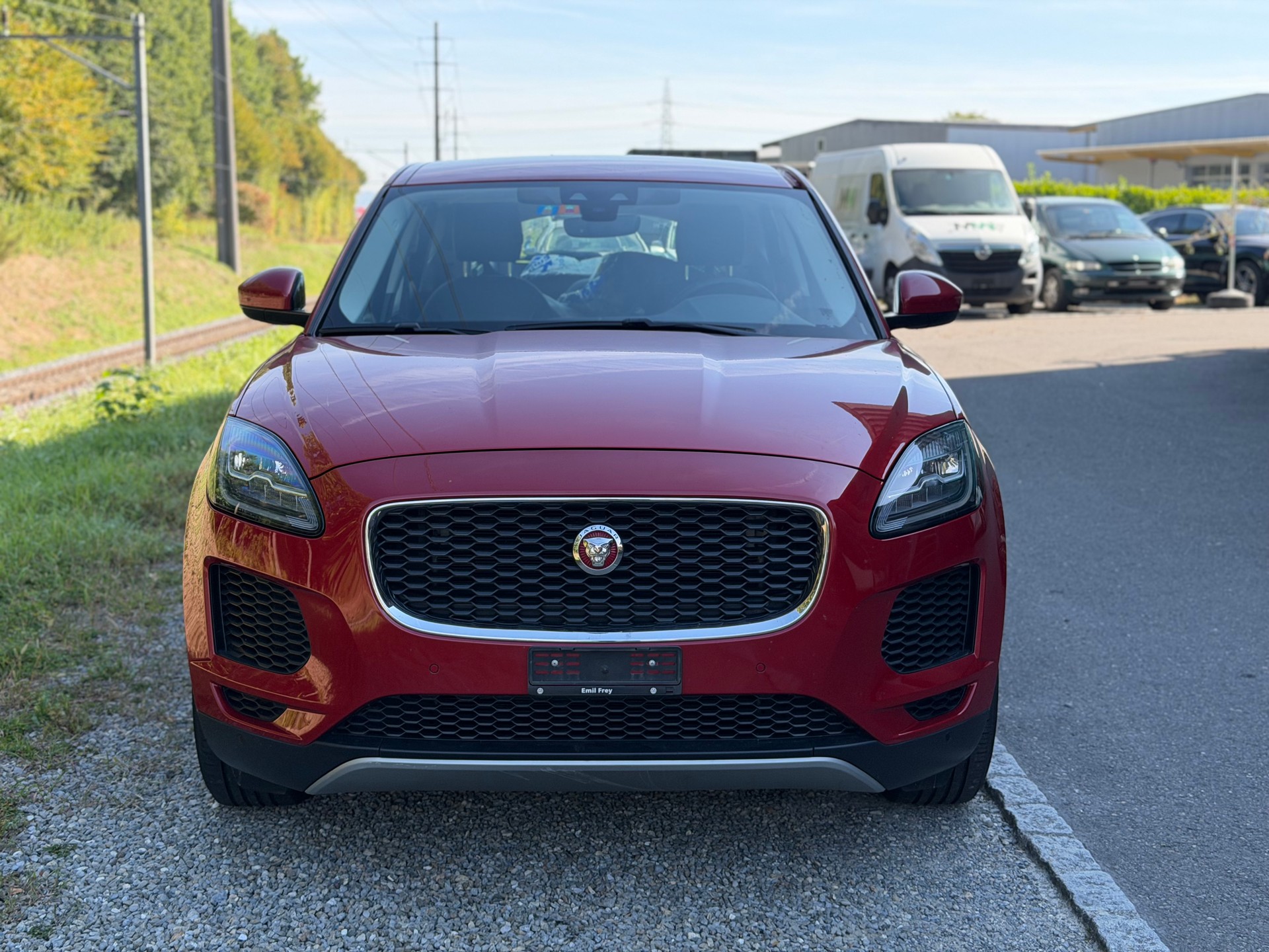 JAGUAR E-Pace 2.0d D180 HSE AWD Automatik-image-1