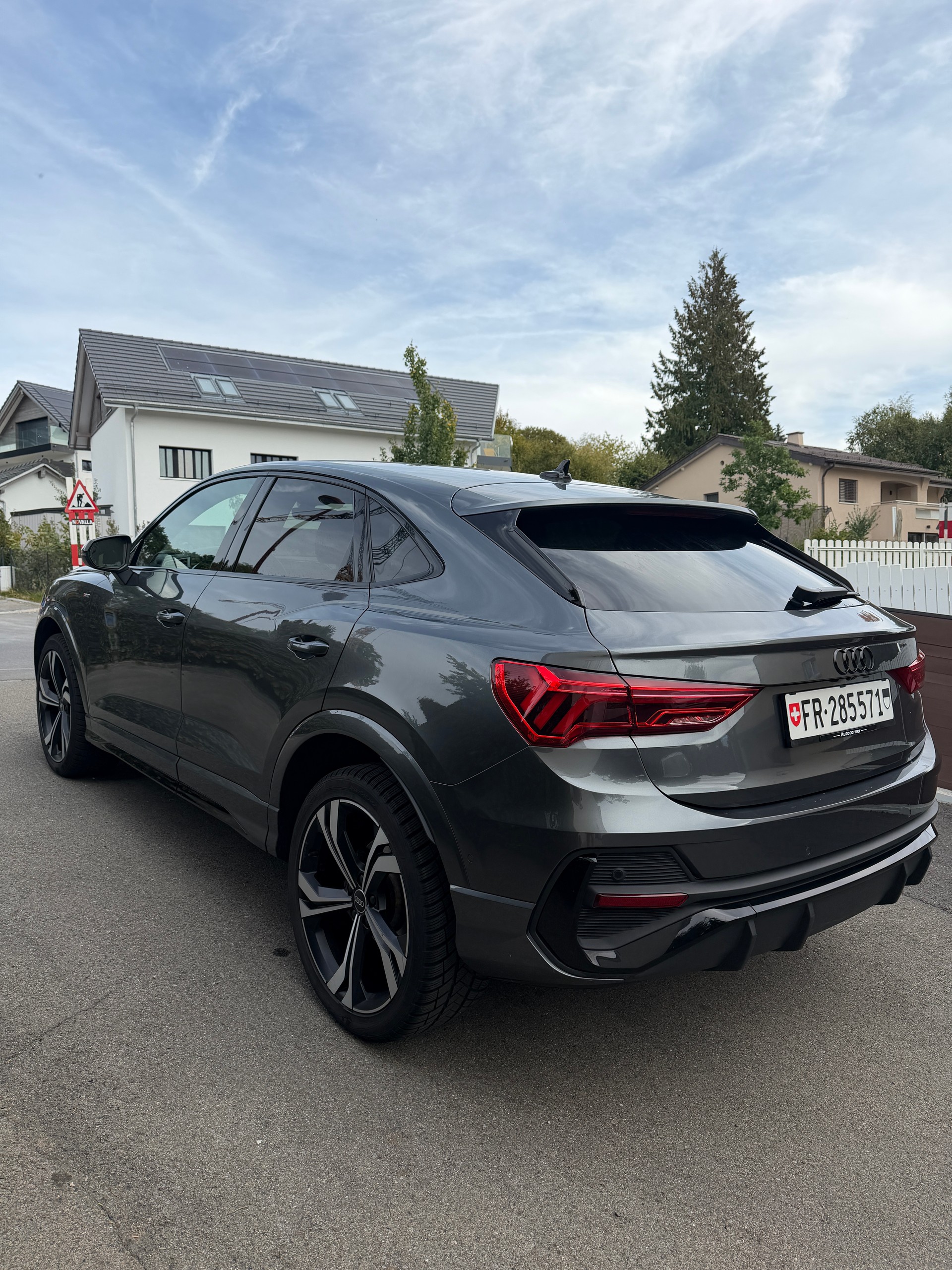 AUDI Q3 SB 1.5 35 TFSI S line S-Tronic-image-2