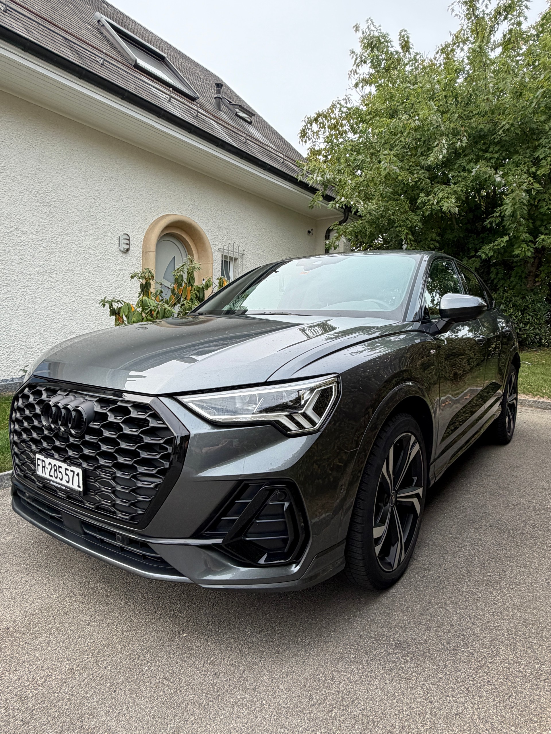 AUDI Q3 SB 1.5 35 TFSI S line S-Tronic-image-1