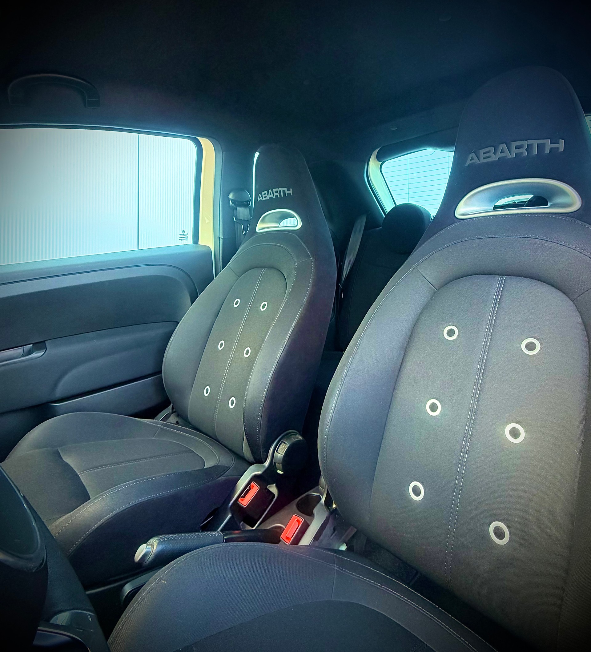 FIAT 595 1.4 16V Turbo Abarth Dualogic-image-7