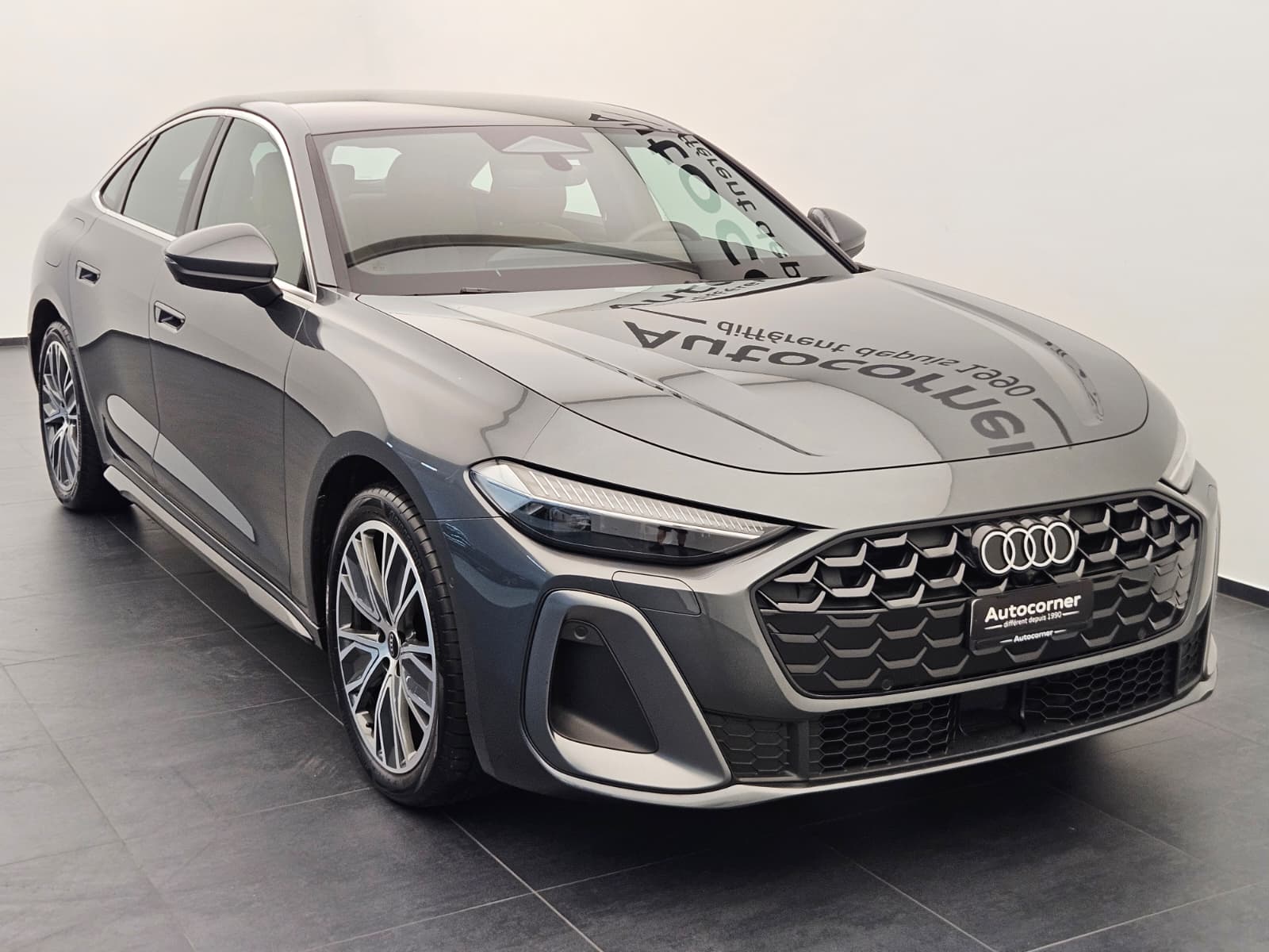 AUDI A5 Limousine TDI quattro 150 kW Attraction S tronic-image-4