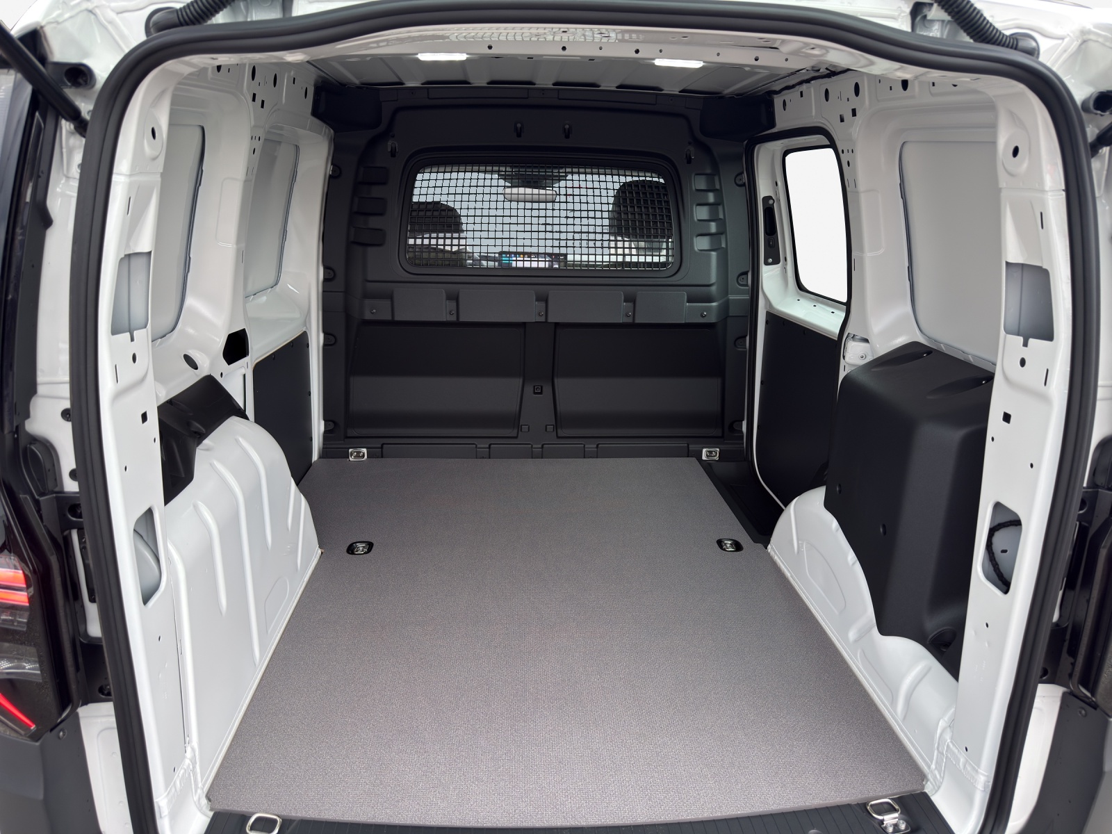 VW Caddy Cargo 1.5 TSI Plug in Hybrid Entry DSG-image-12