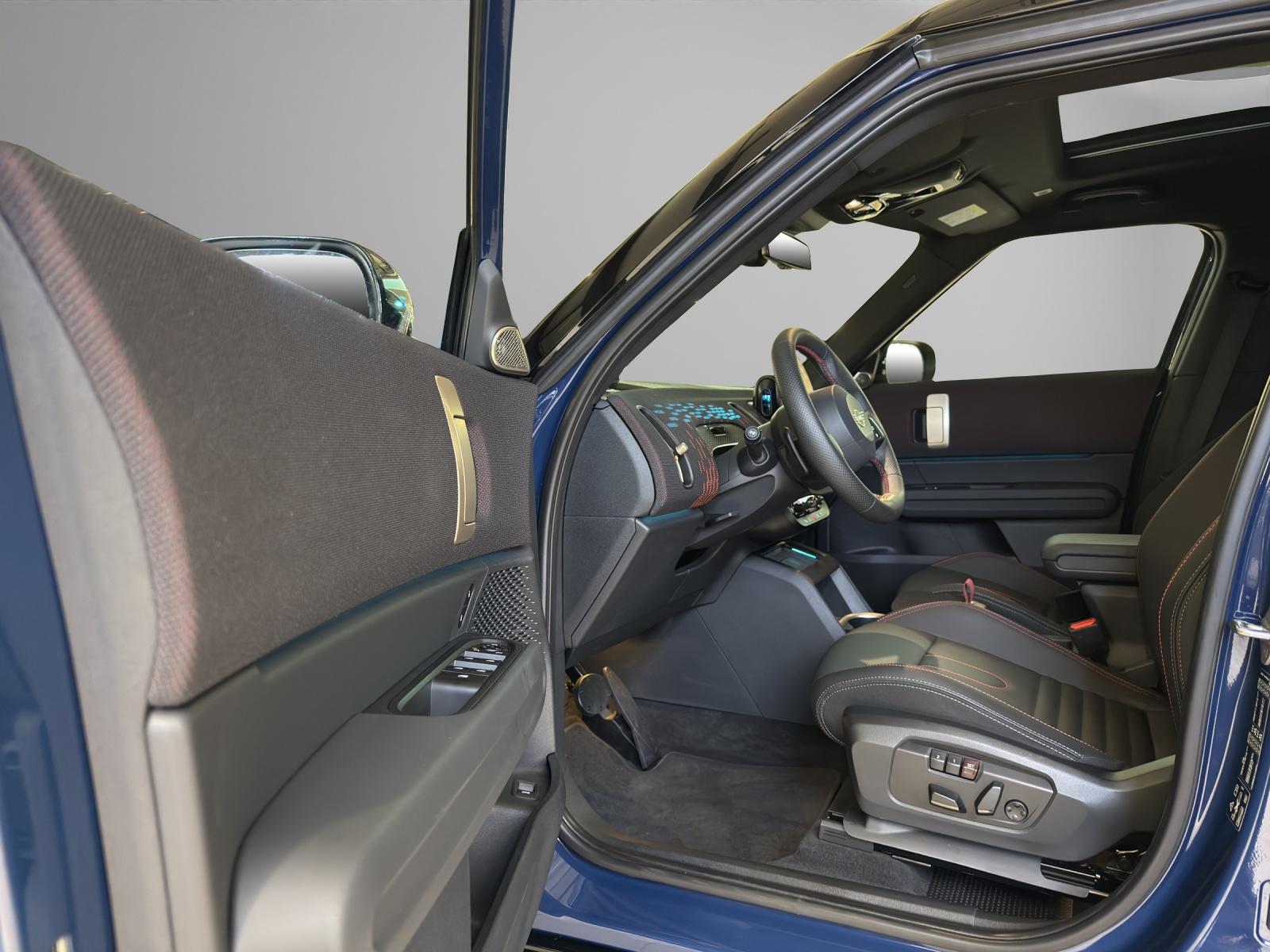 MINI Countryman S John Cooper Works-image-9