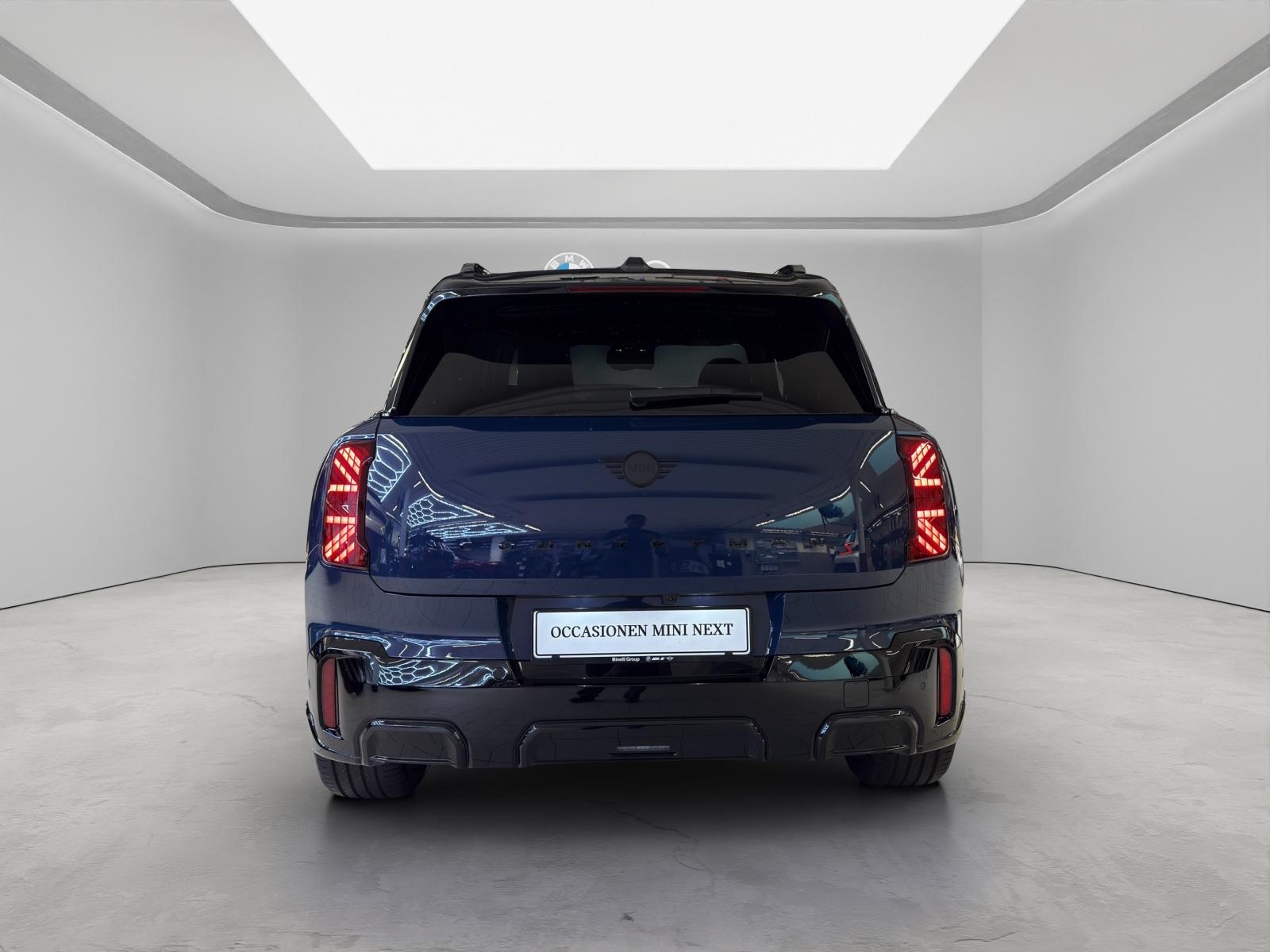 MINI Countryman S John Cooper Works-image-3