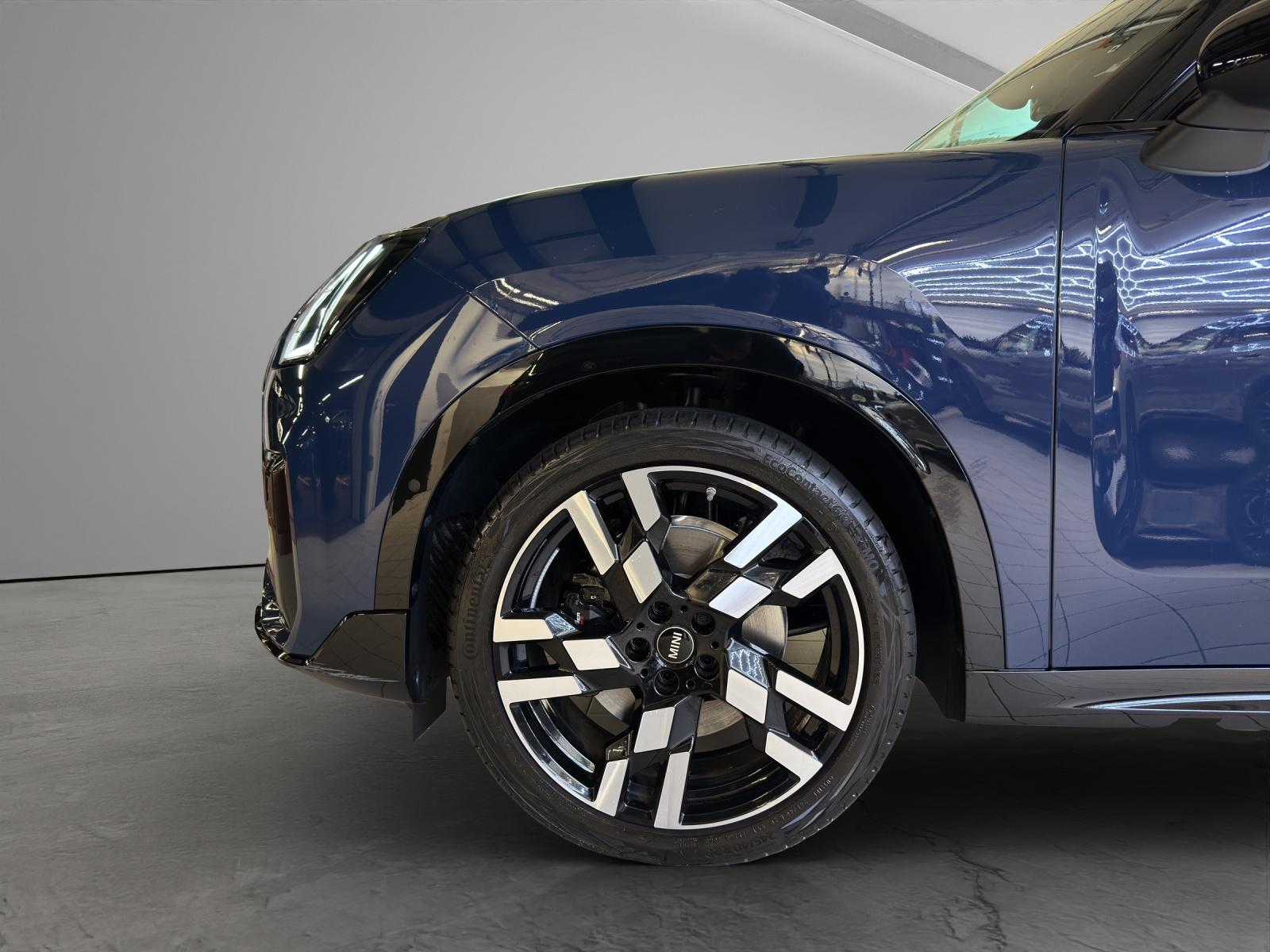 MINI Countryman S John Cooper Works-image-21