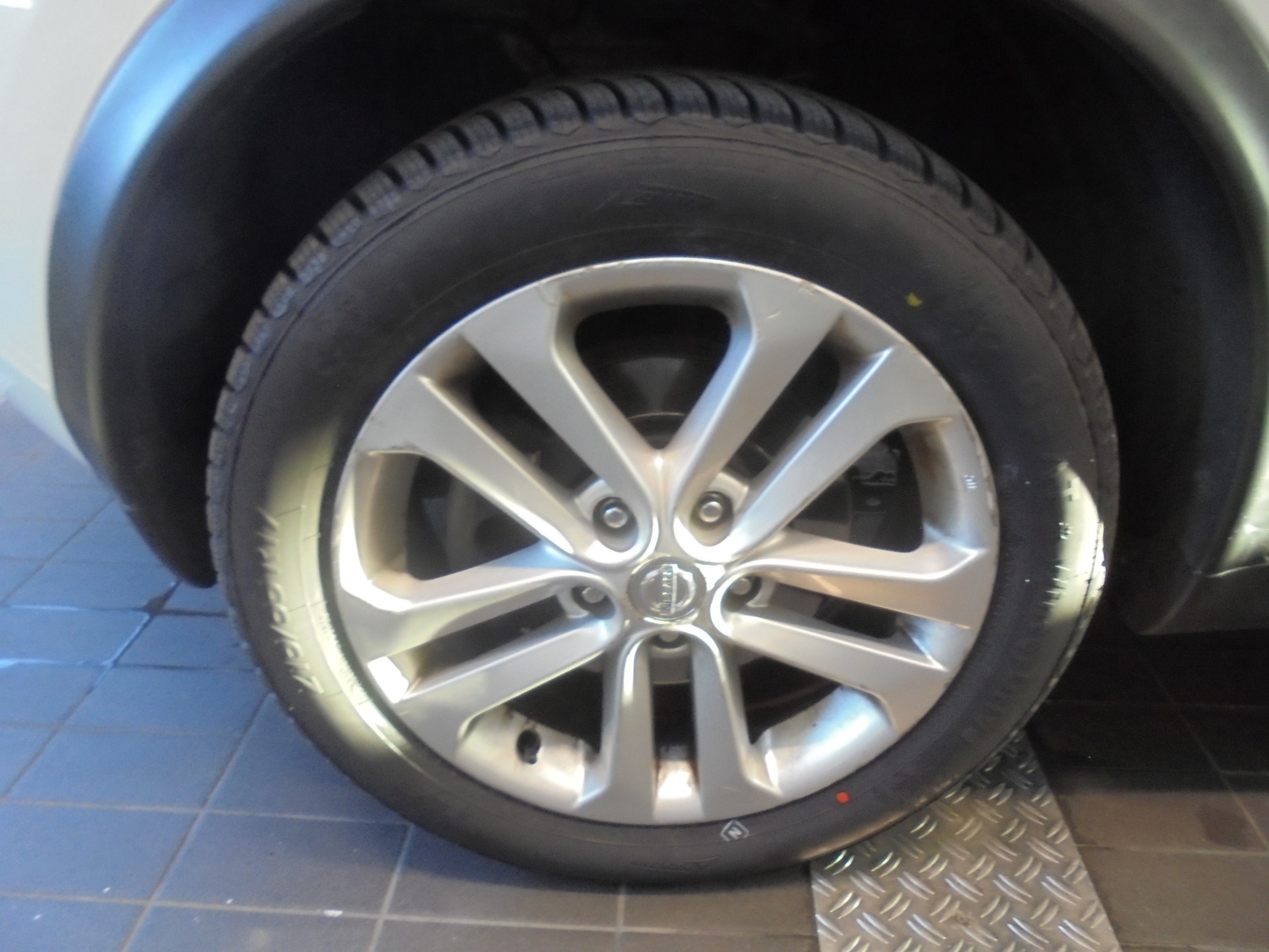 NISSAN Juke 1.6 DIG-T tekna 4x4 Xtronic M-CVT-image-7