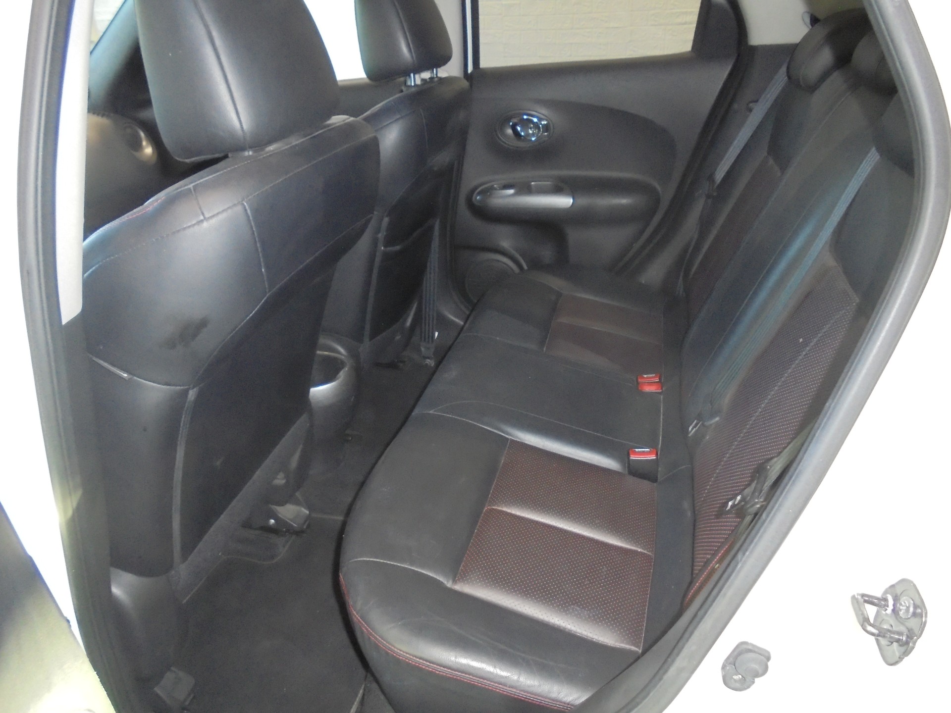 NISSAN Juke 1.6 DIG-T tekna 4x4 Xtronic M-CVT-image-6