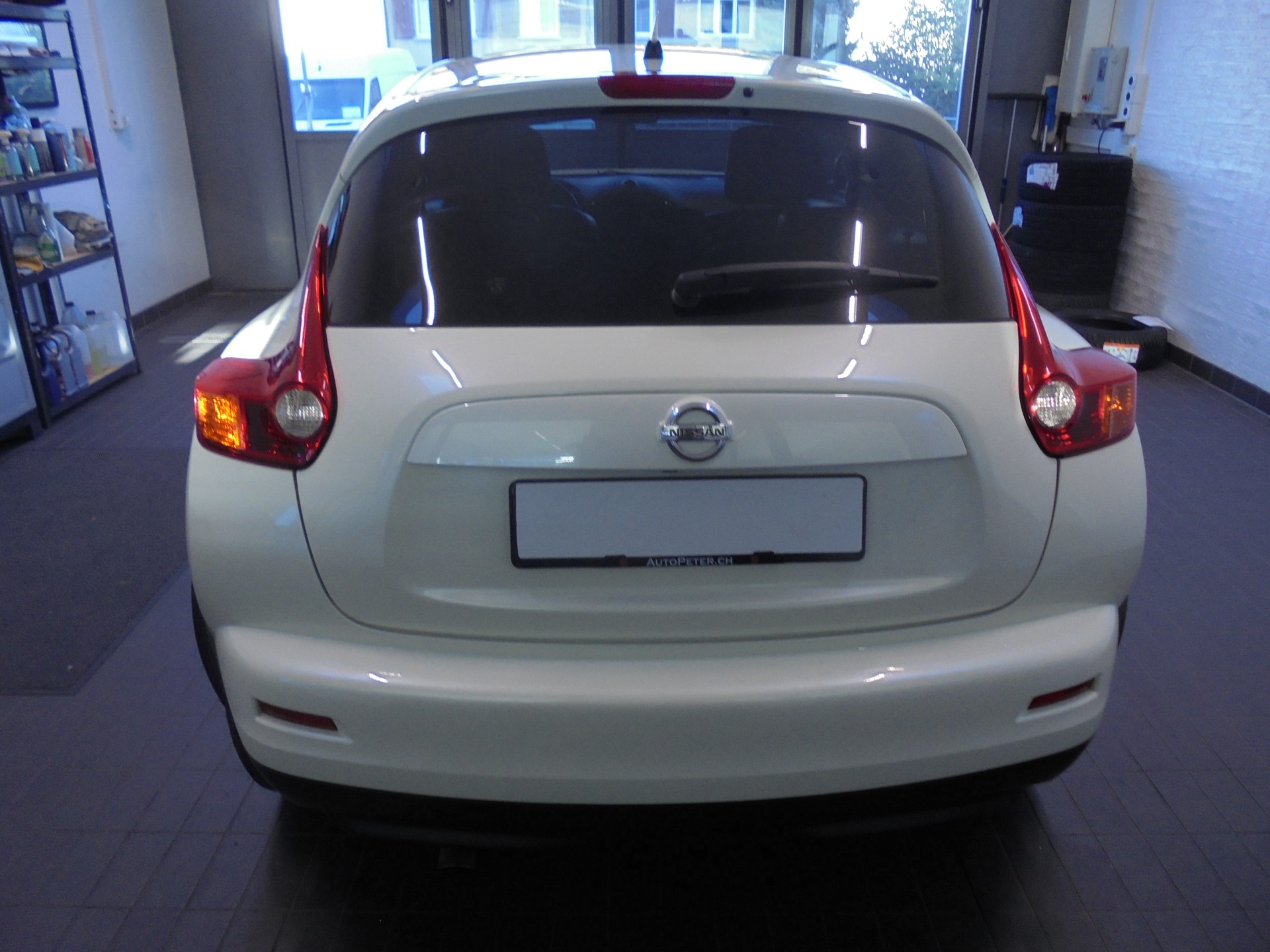 NISSAN Juke 1.6 DIG-T tekna 4x4 Xtronic M-CVT-image-3