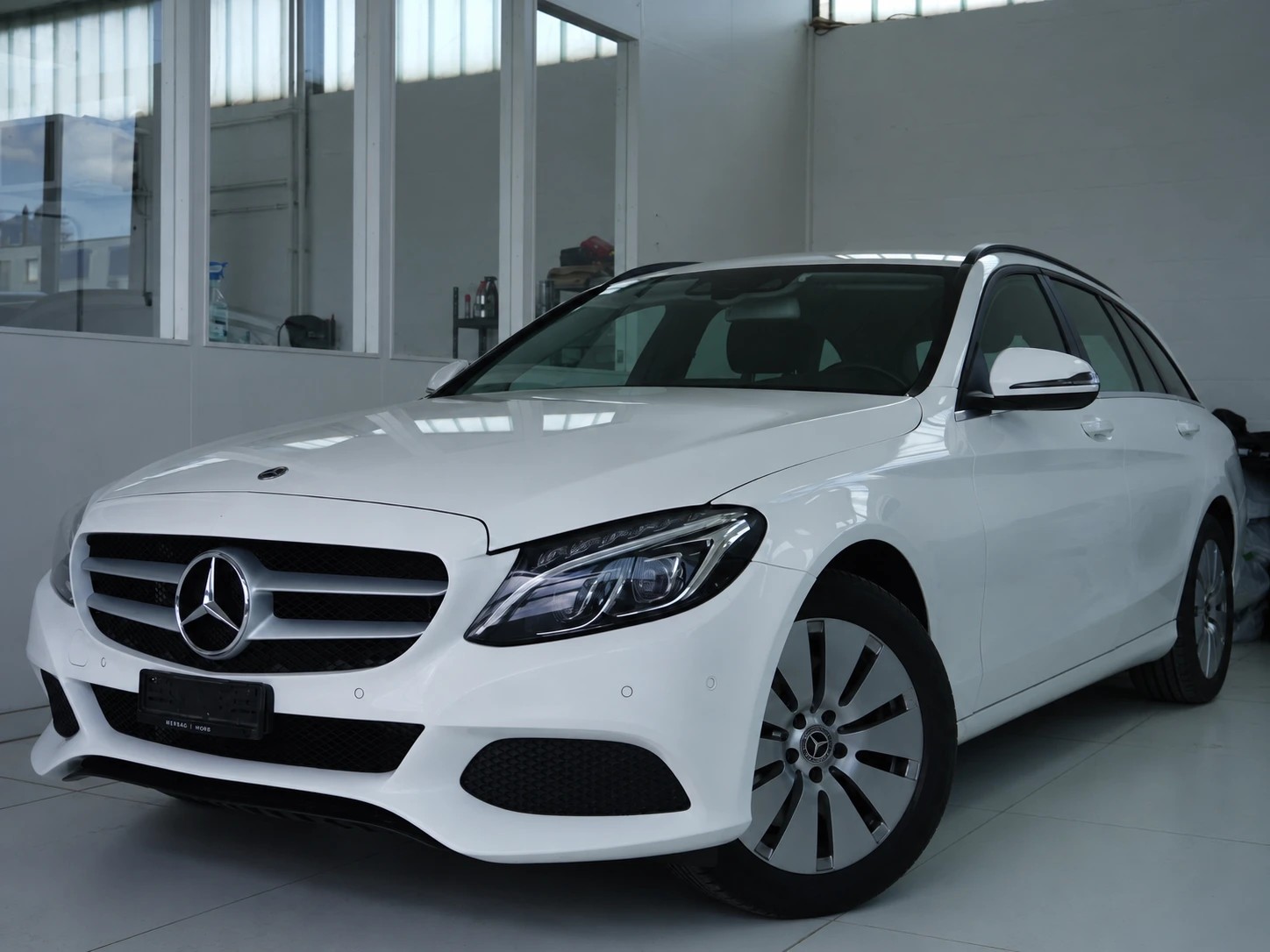 Car photo