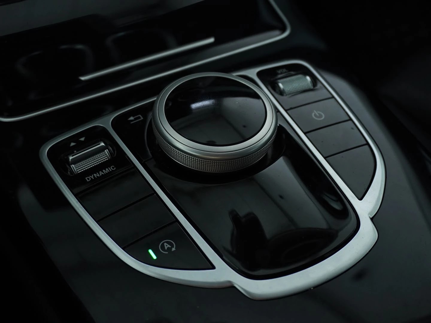 MERCEDES-BENZ C 250 BlueTEC Swiss Star 4Matic 9G-Tronic-image-7