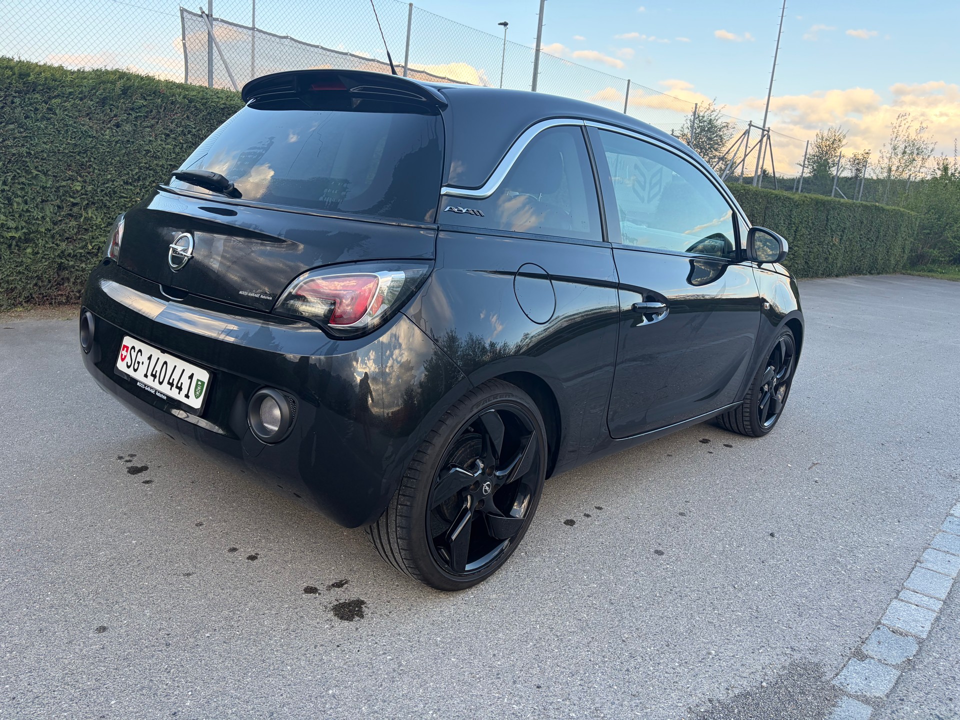 OPEL 1.4i eFLEX Black & White S/S-image-2
