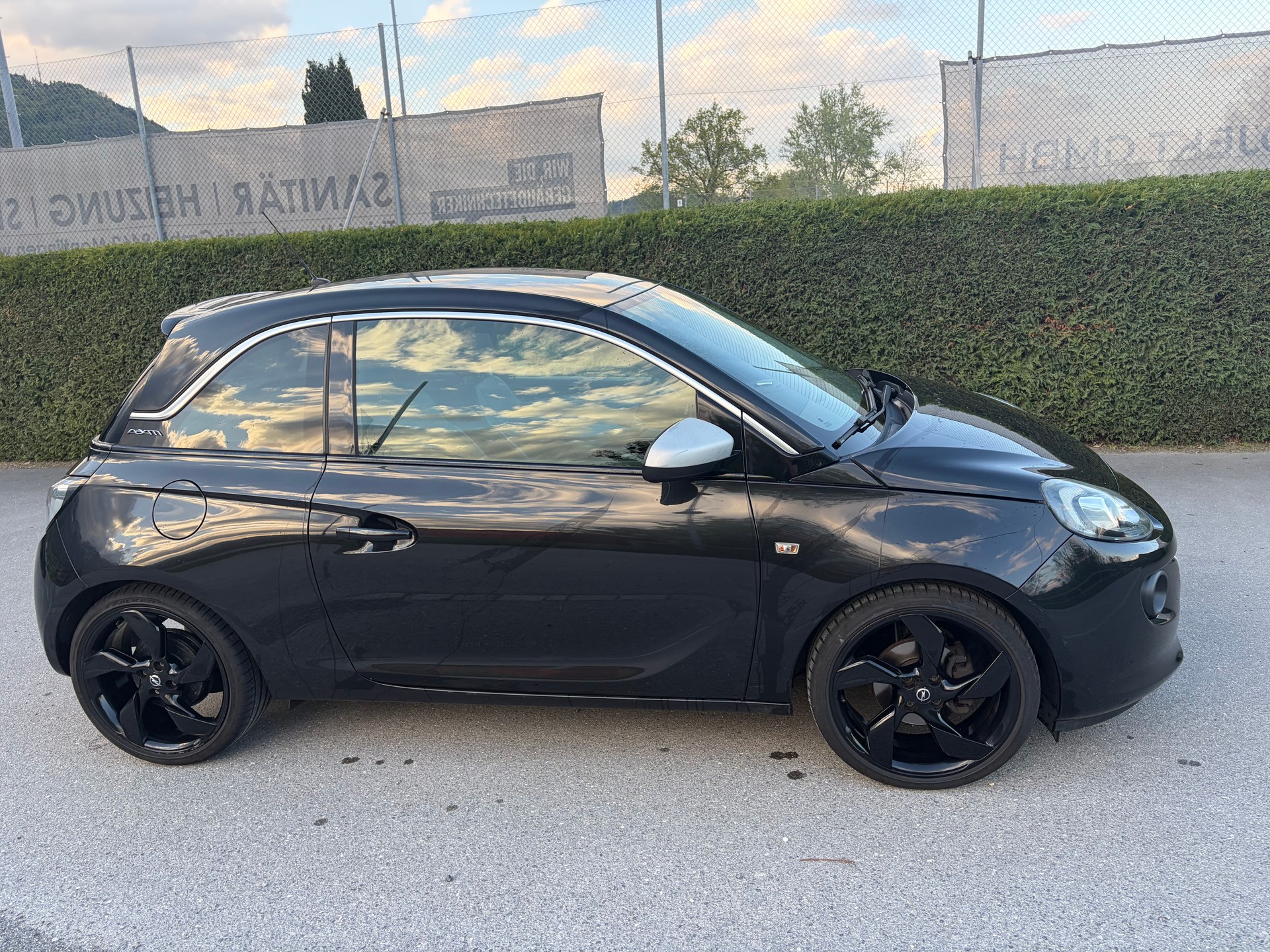 OPEL 1.4i eFLEX Black & White S/S-image-1