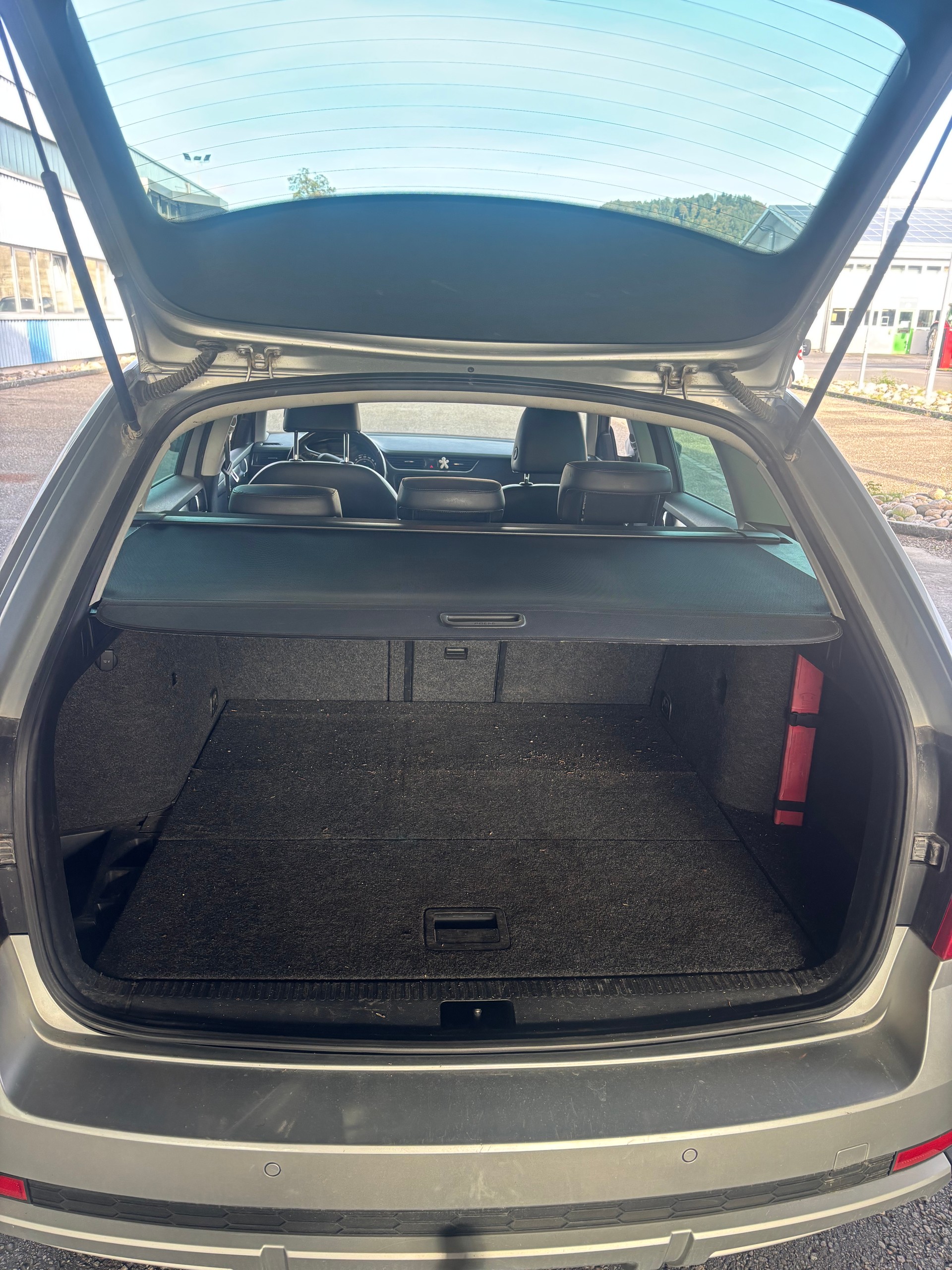 SKODA Octavia Combi 2.0 TDI Scout 4x4 DSG-image-7