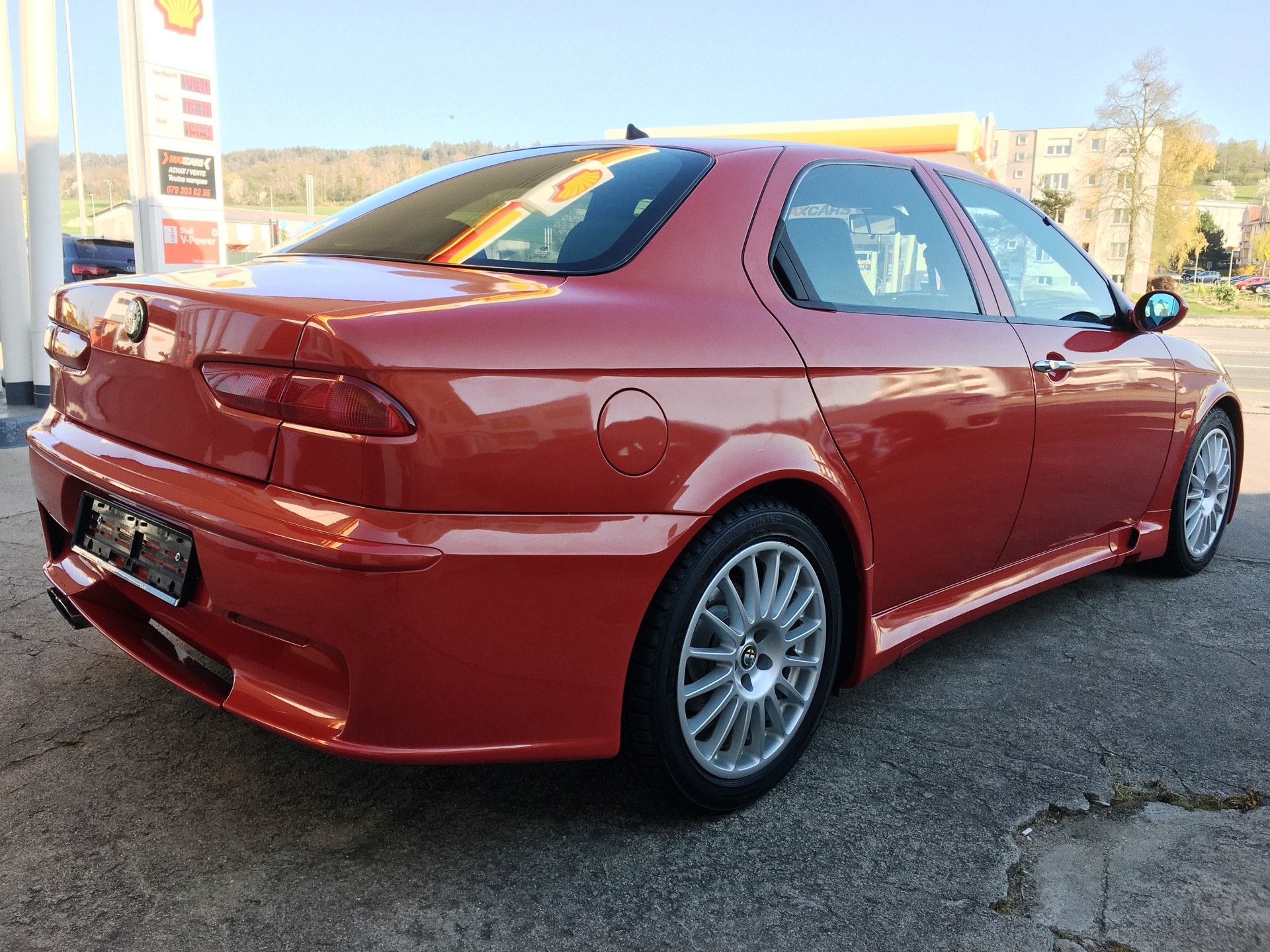 ALFA ROMEO 156 3.2 V6 GTA rosso miro, de 2ème main! Seulement 98'000Kms! Parfait état ! Cllector...-image-1