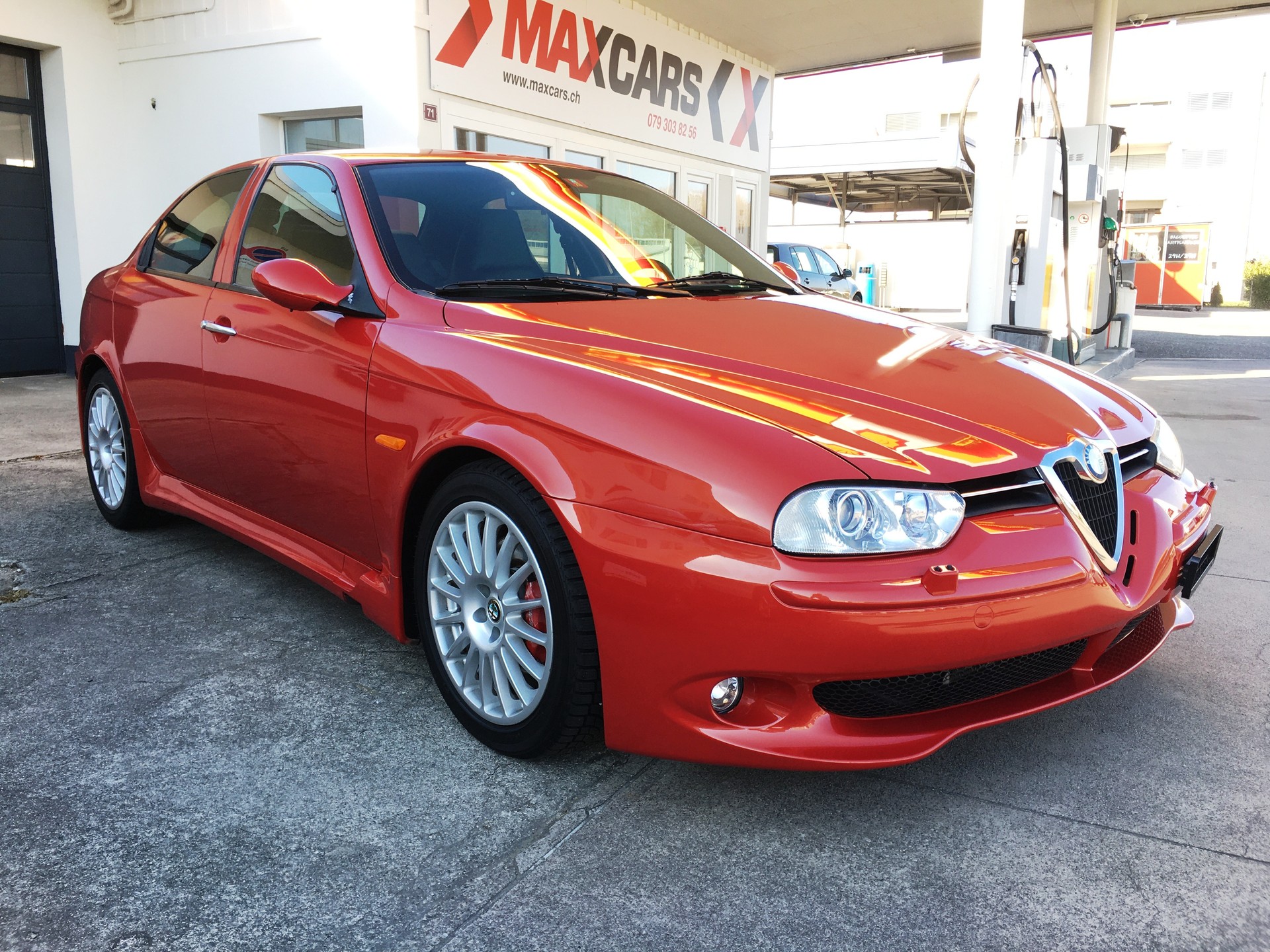 ALFA ROMEO 156 3.2 V6 GTA rosso miro, de 2ème main! Seulement 98'000Kms! Parfait état ! Cllector...
