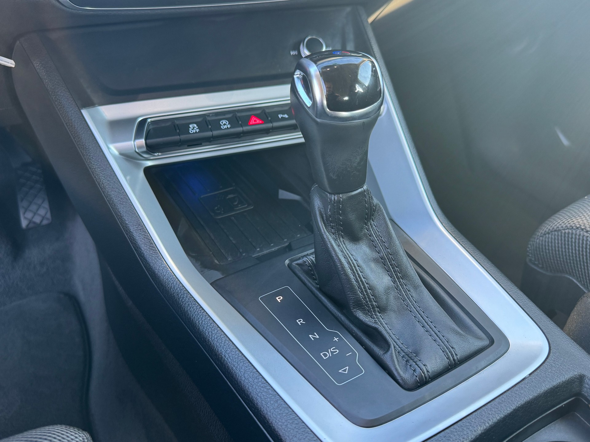 AUDI Q3 35 TDI S-tronic-image-11