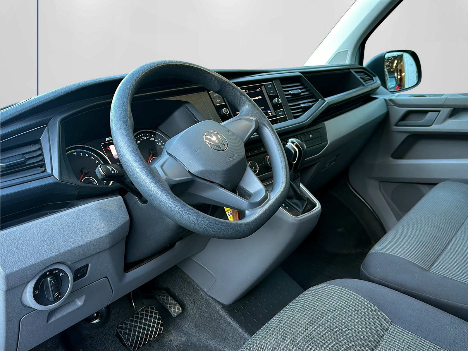 VW T6.1 ABTe-image-9