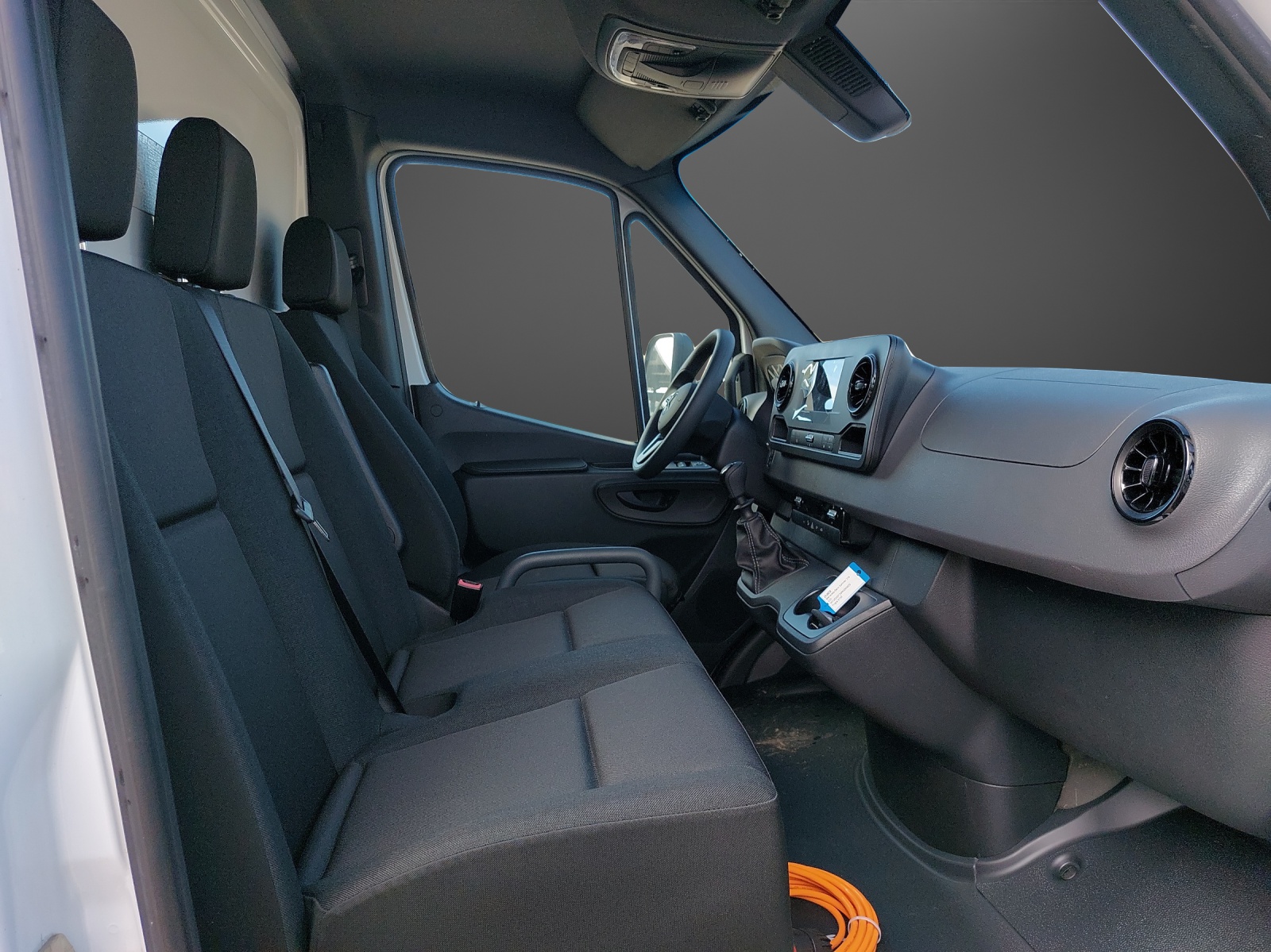 MERCEDES-BENZ Sprinter 315 CDI Standard FWD-image-9