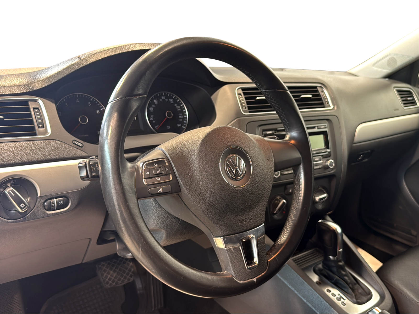 VW JETTA 1.8 TSI USA Import-image-16