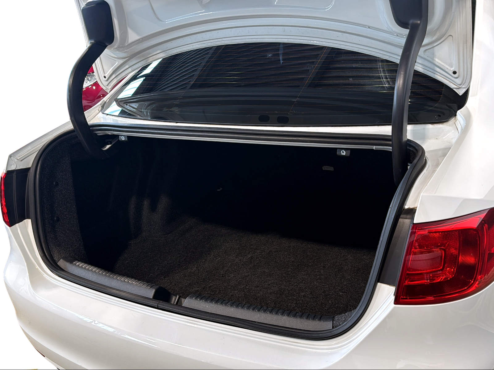 VW JETTA 1.8 TSI USA Import-image-4