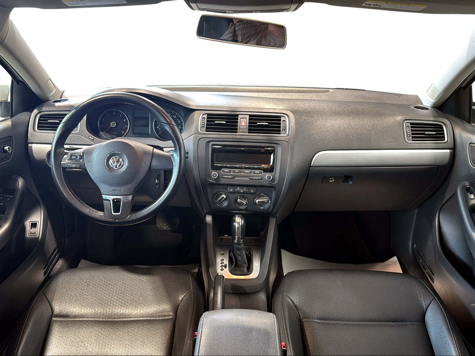 VW JETTA 1.8 TSI USA Import-image-9