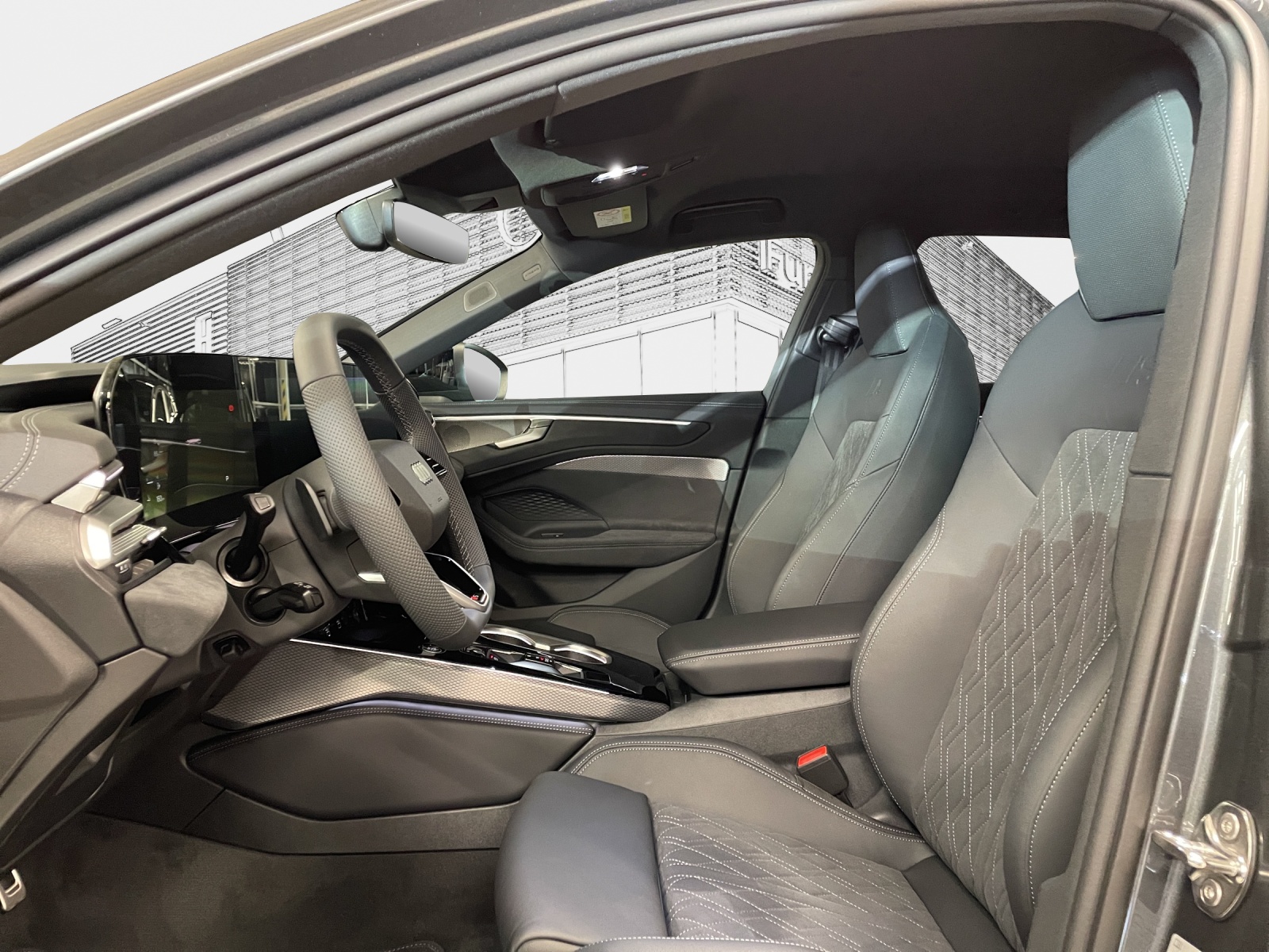 AUDI A6 Avant TDI quattro 150 kW S tronic-image-9