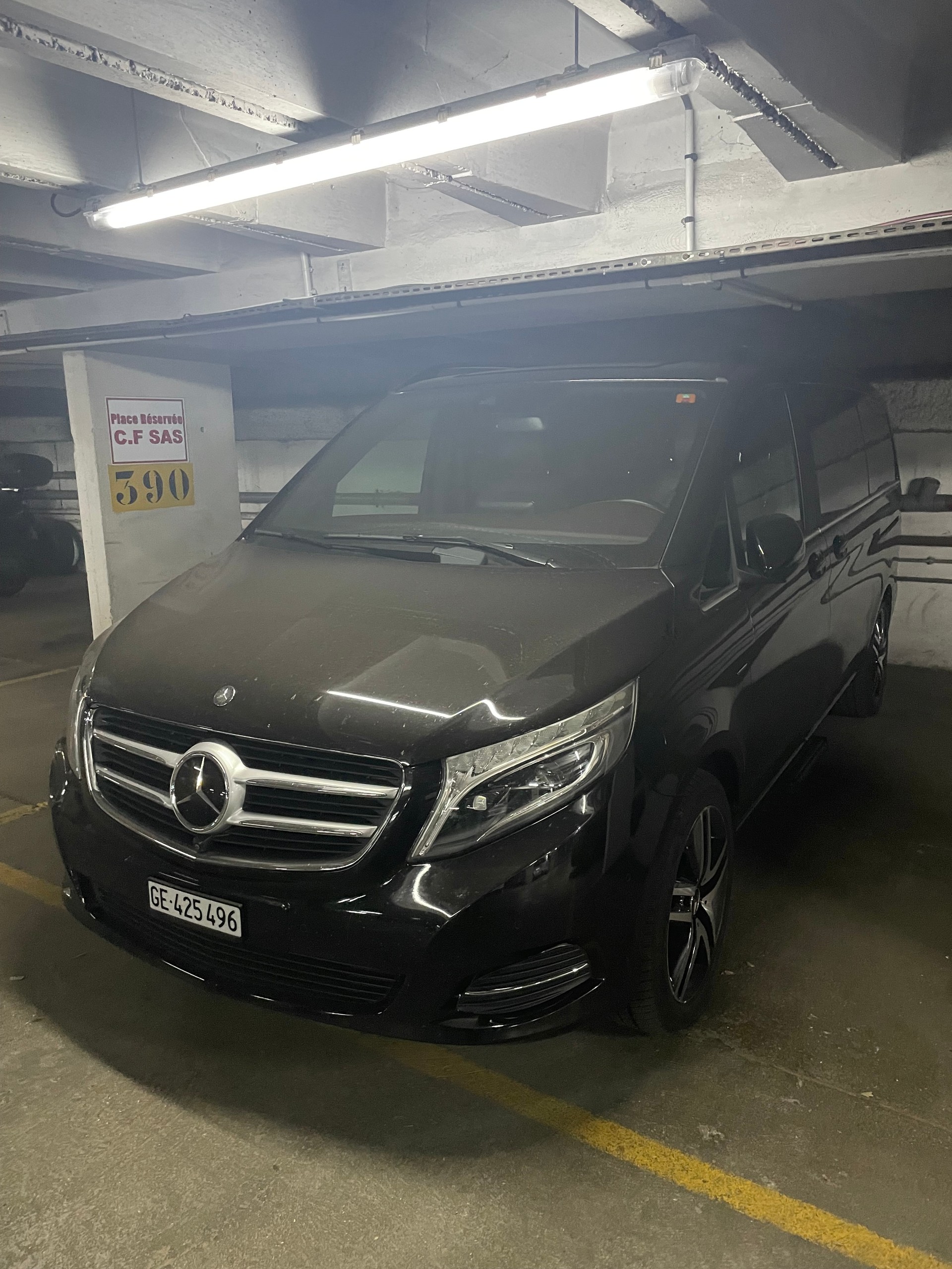 MERCEDES-BENZ V 250-image-0