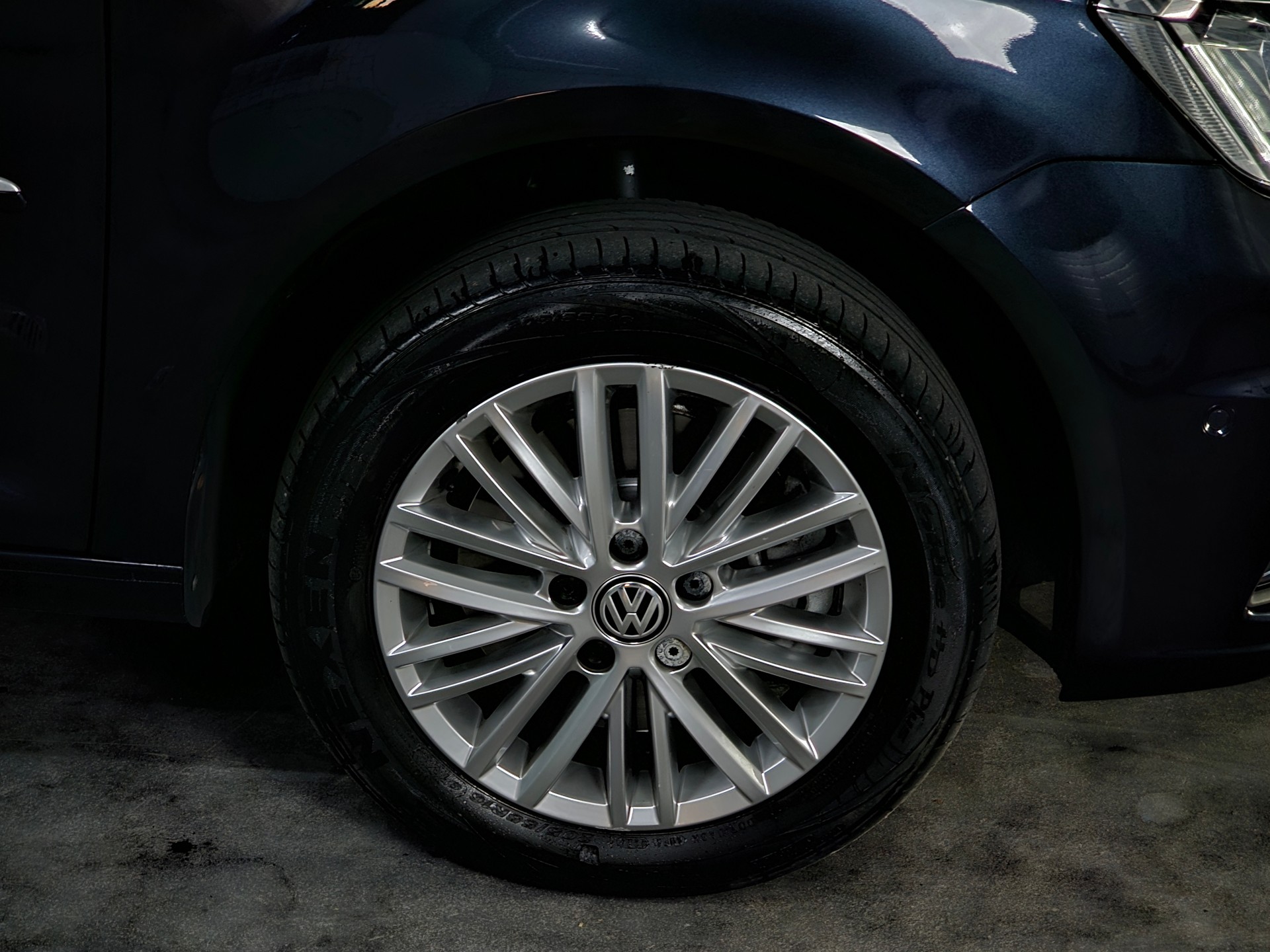 VW Caddy 2.0 TDI Highline 4Motion-image-15