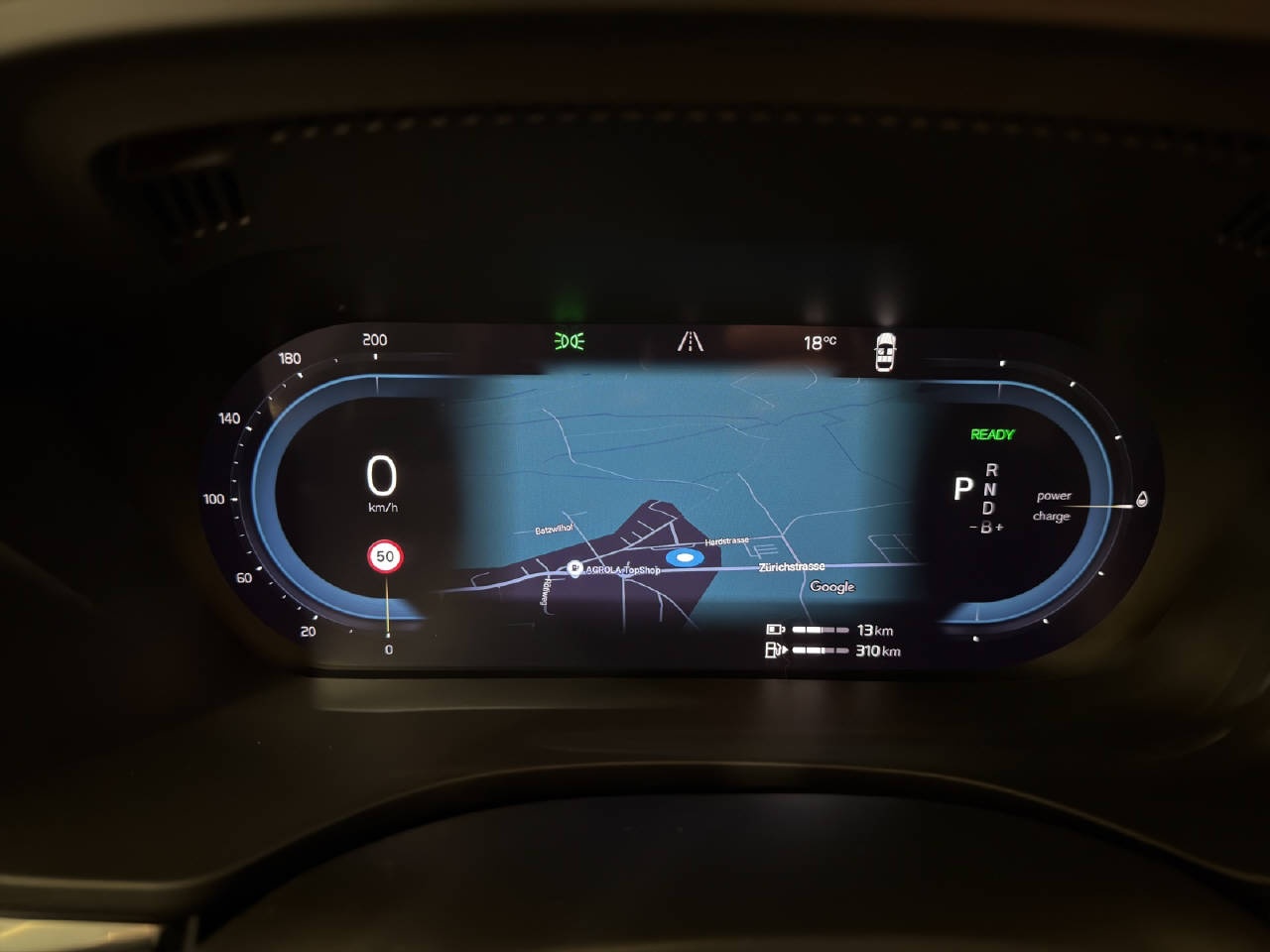 VOLVO XC60 2.0 T6 TE R-Design eAWD-image-8