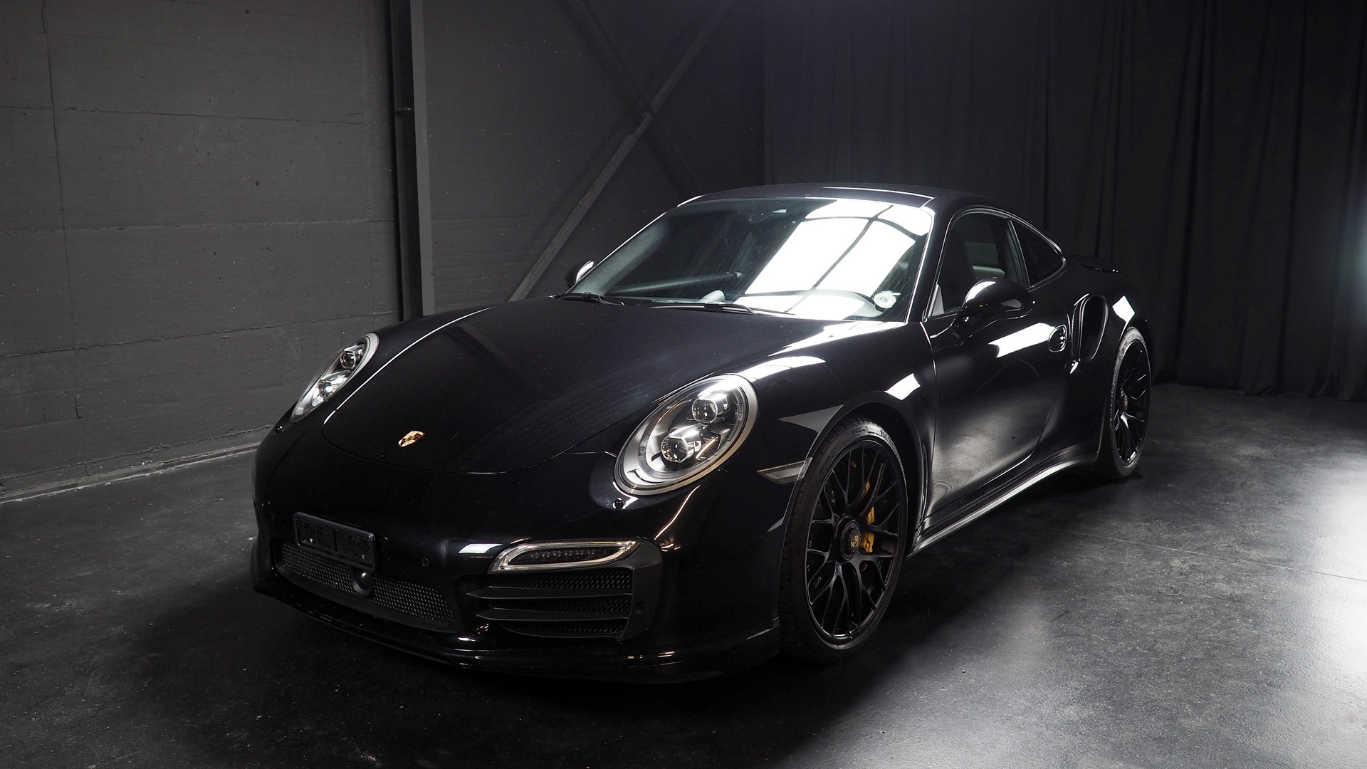 PORSCHE 911 Turbo S PDK