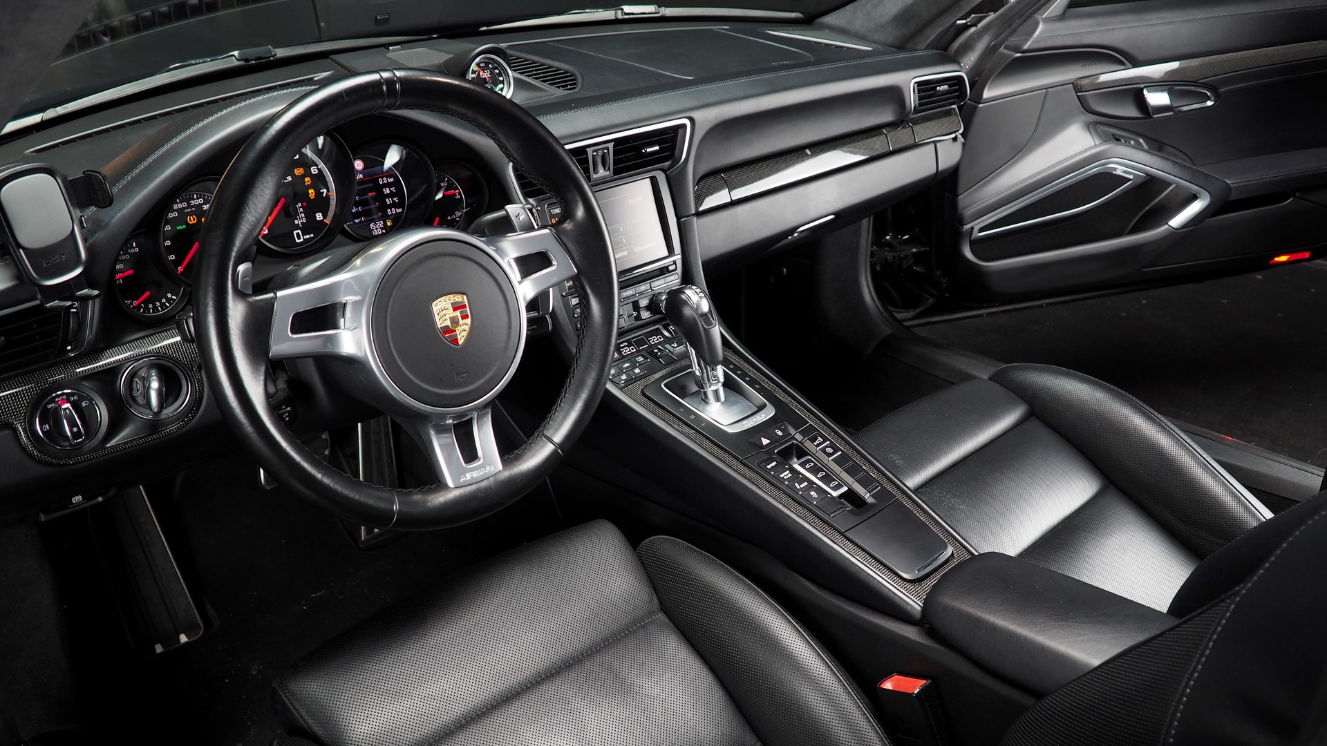 PORSCHE 911 Turbo S PDK-image-1