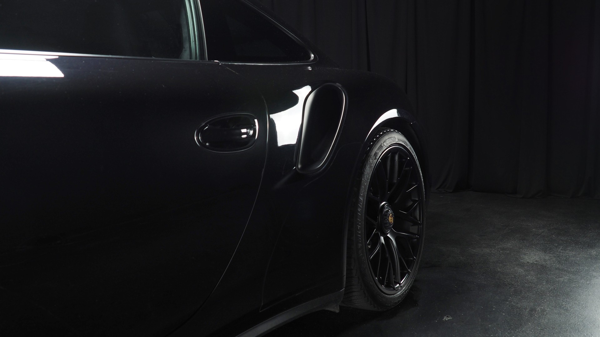 PORSCHE 911 Turbo S PDK-image-6