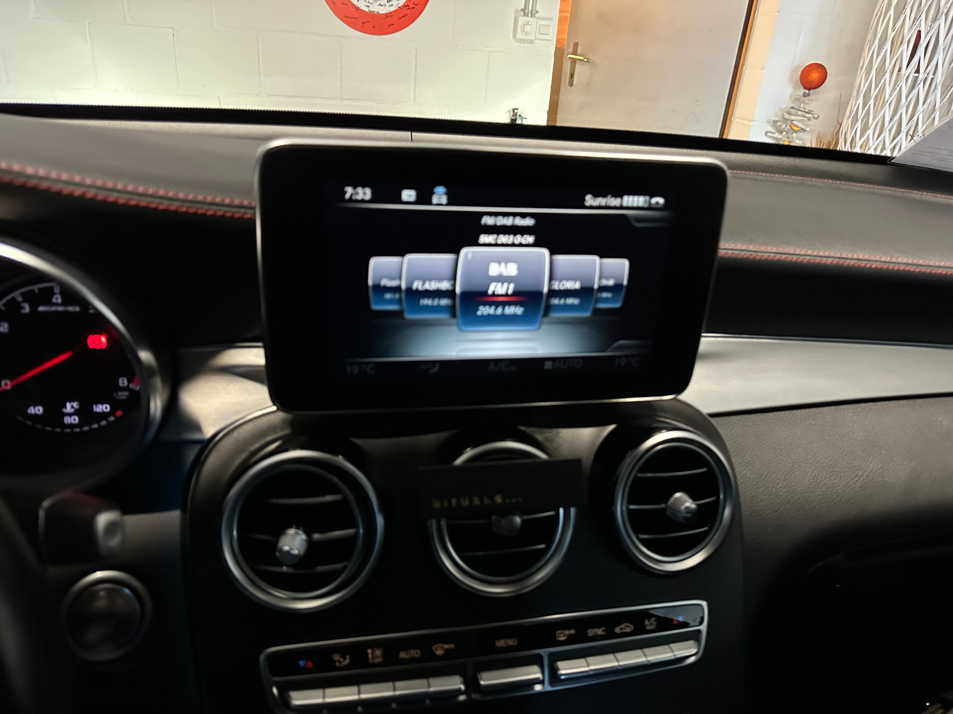 MERCEDES-BENZ GLC Coupé 43 AMG 4Matic 9G-Tronic-image-14