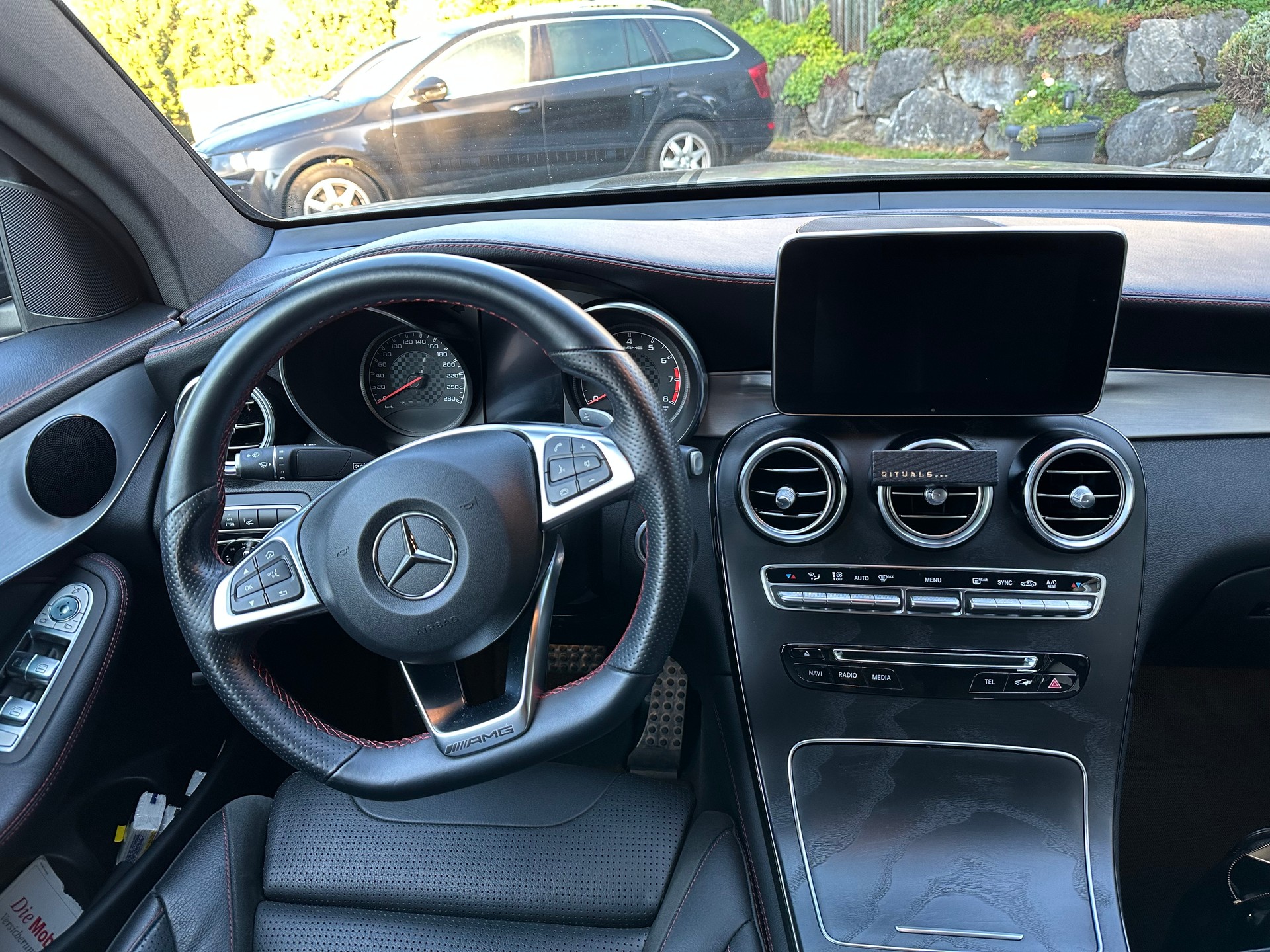 MERCEDES-BENZ GLC Coupé 43 AMG 4Matic 9G-Tronic-image-13