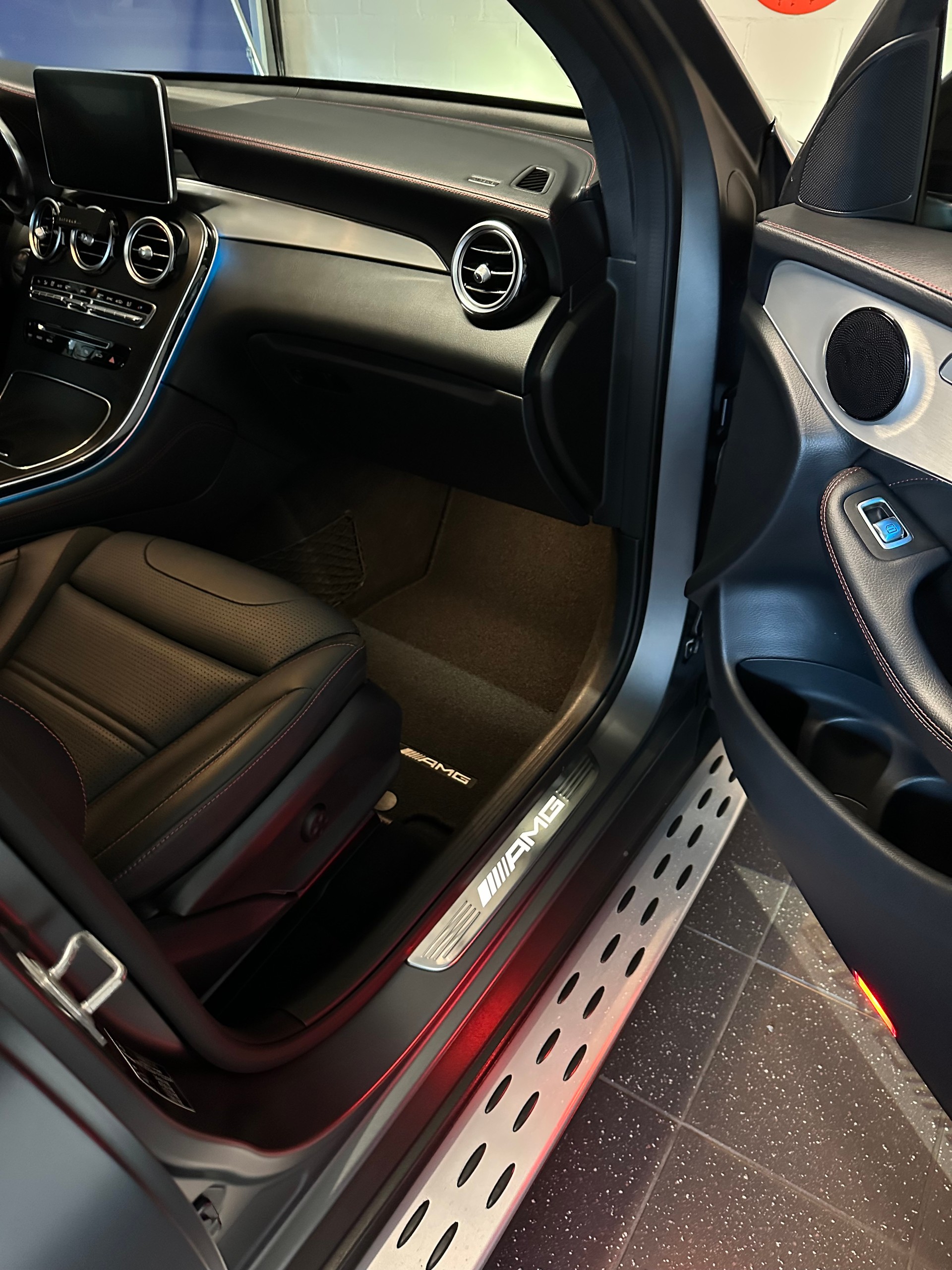 MERCEDES-BENZ GLC Coupé 43 AMG 4Matic 9G-Tronic-image-10