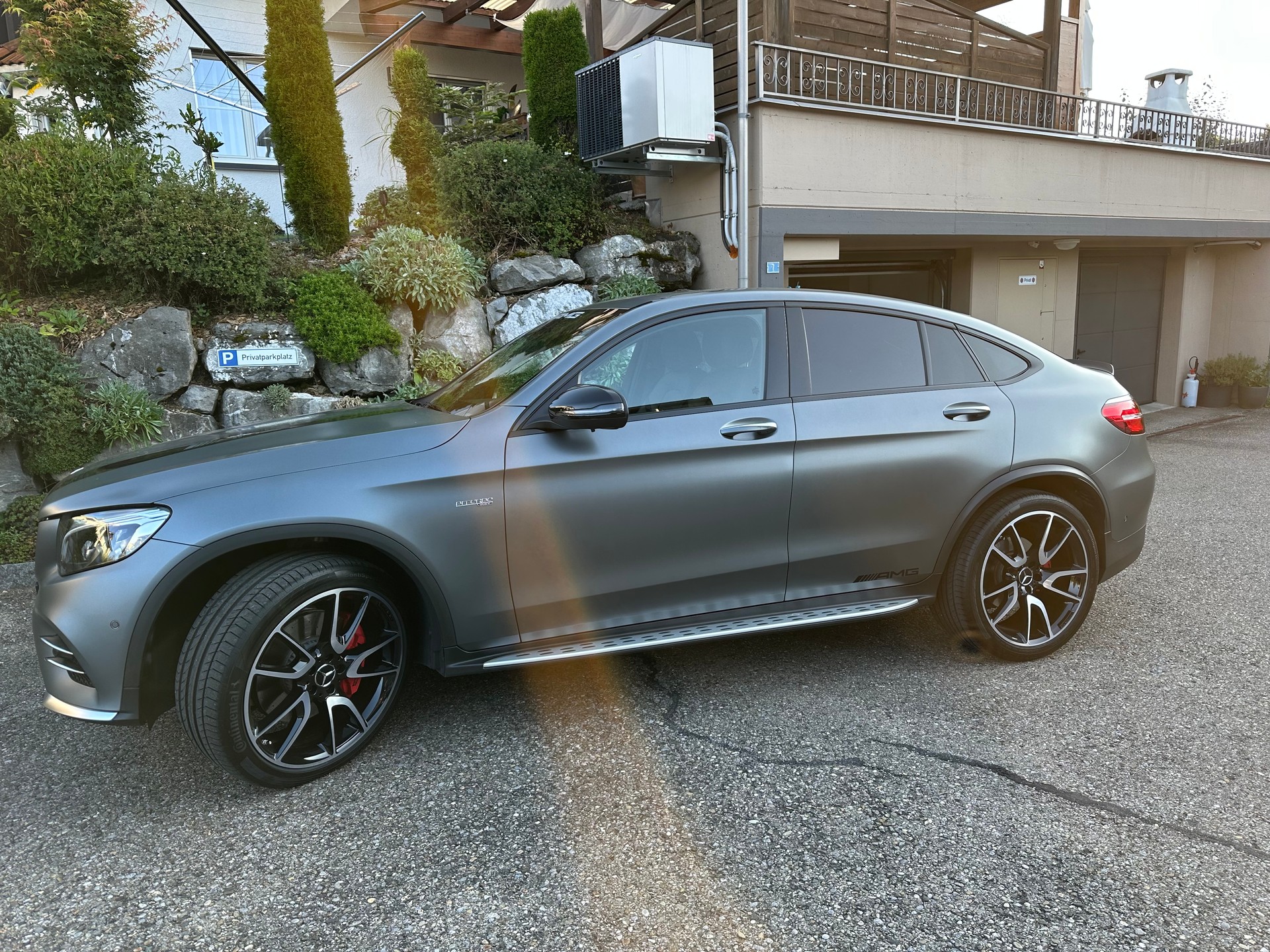 MERCEDES-BENZ GLC Coupé 43 AMG 4Matic 9G-Tronic-image-2