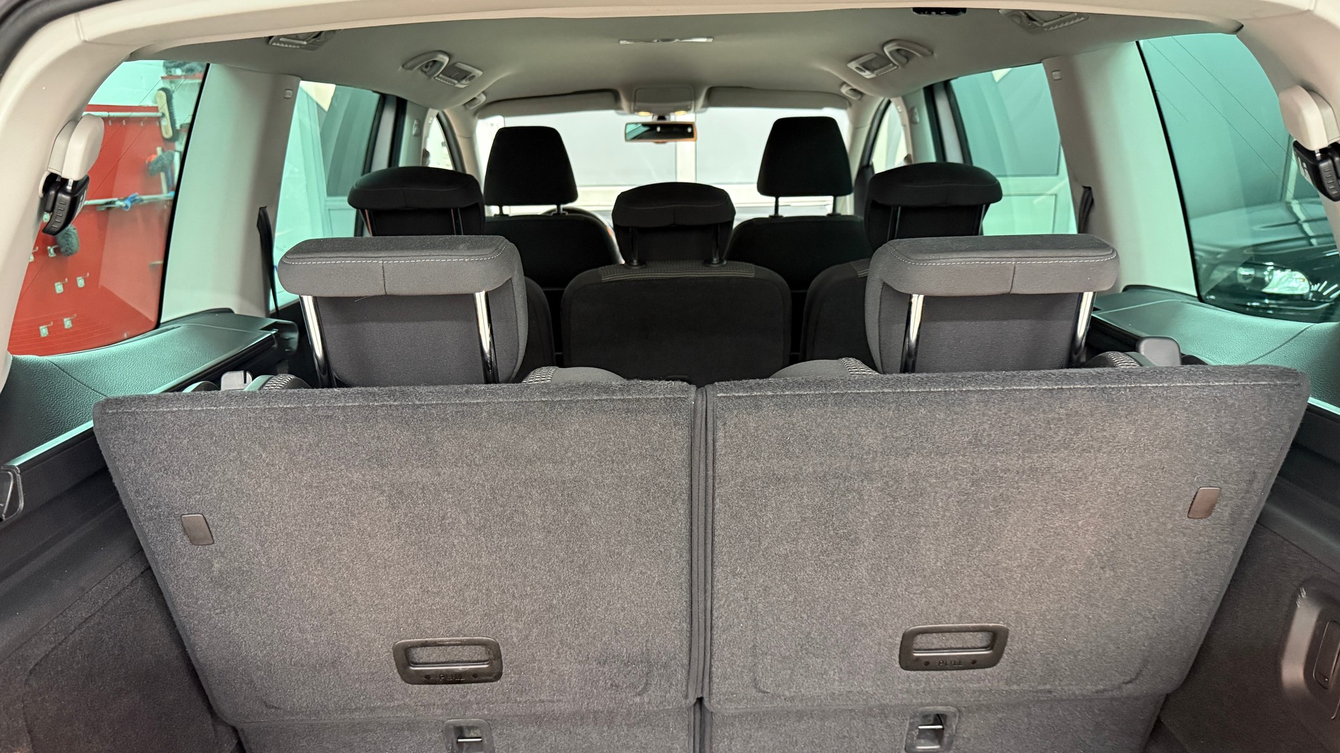 VW Sharan 2.0 TDI BlueMotion Technology Trendline DSG, frisch ab MFK, Service gepflegt, 8 fach berädert und 12 M/20000km Garantie-image-12