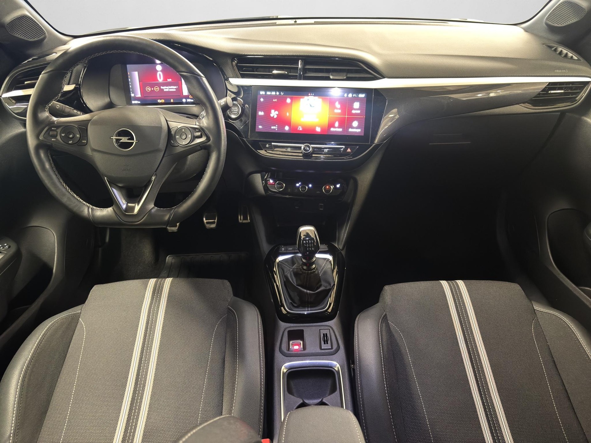 OPEL Corsa 1.2 T GS-showroom-element-3