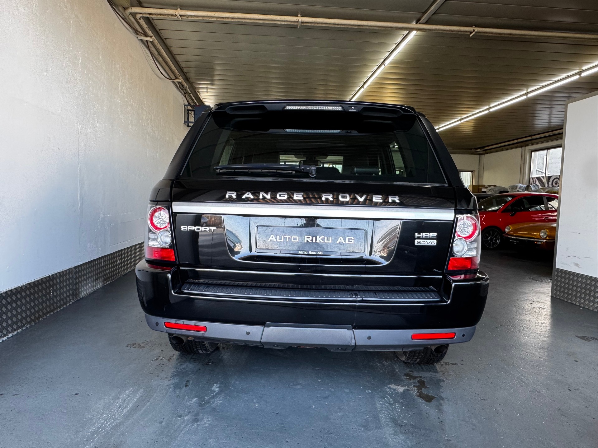 LAND ROVER Range Rover Sport 3.0 TDV6 HSE Automatic-image-10
