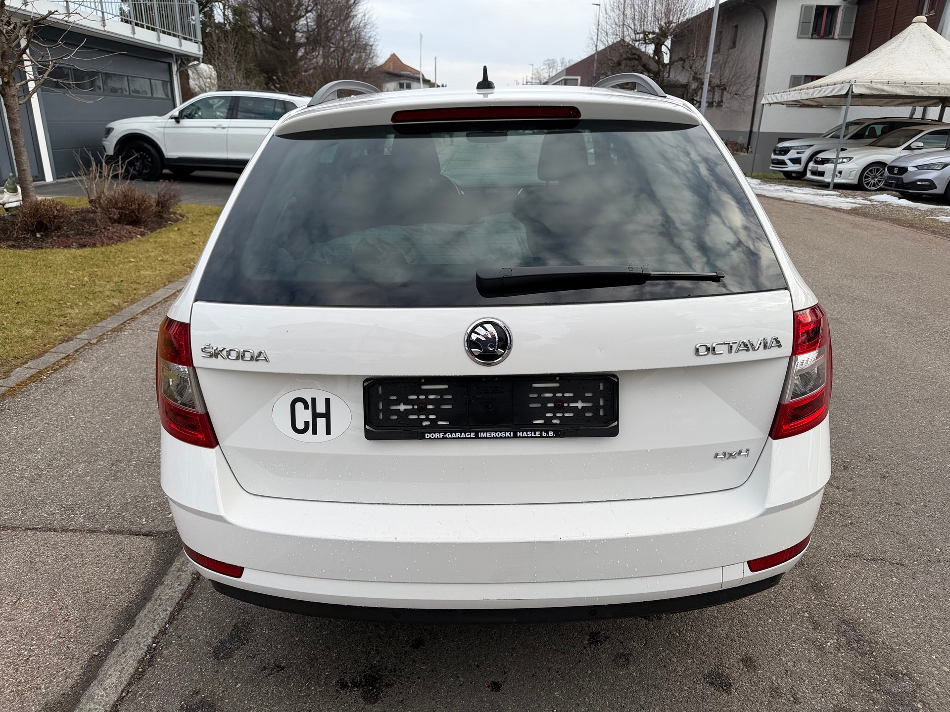 SKODA Octavia Combi 2.0 TDI Ambition 4x4-image-7