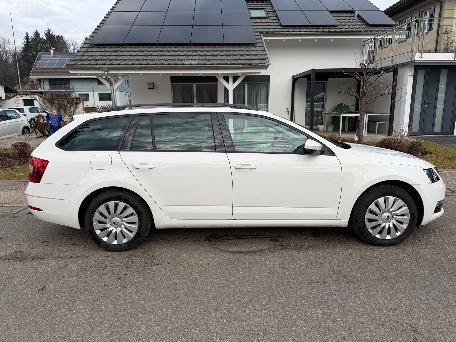 SKODA Octavia Combi 2.0 TDI Ambition 4x4-image-4