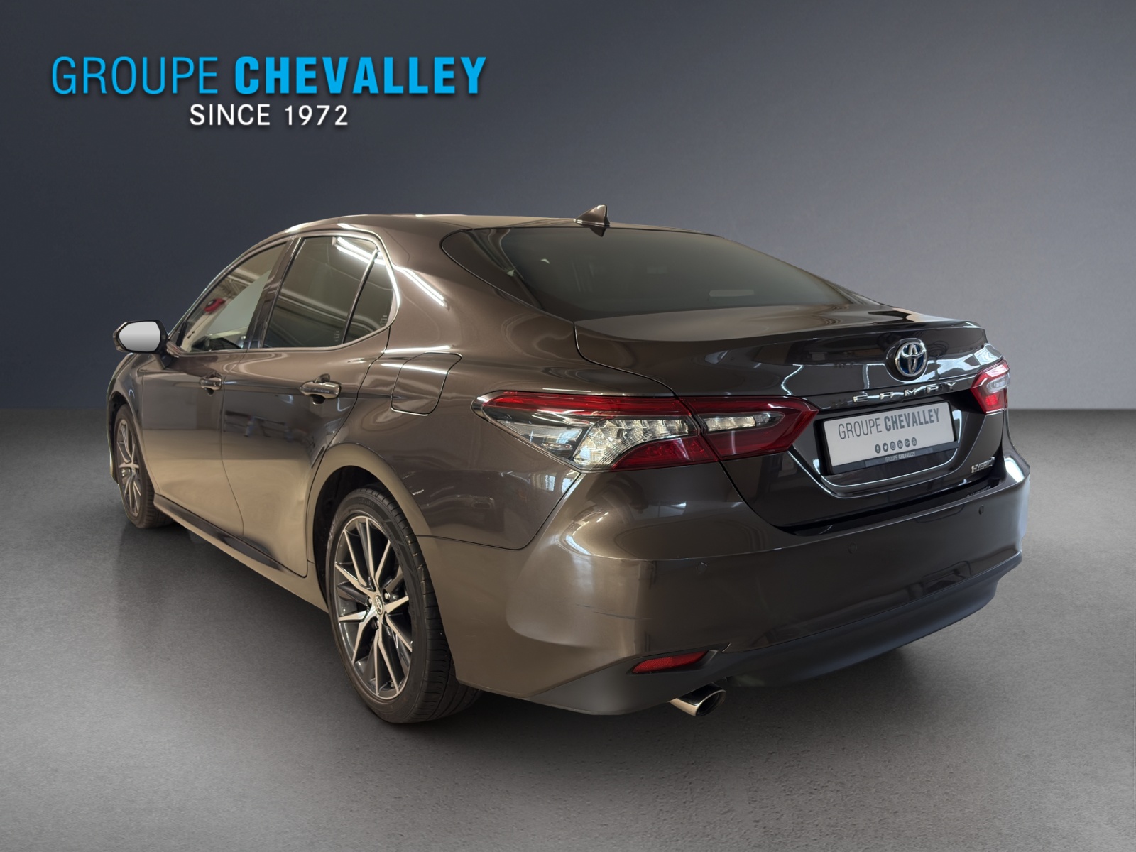TOYOTA Camry 2.5 HSD e-CVT Prem.-showroom-element-3