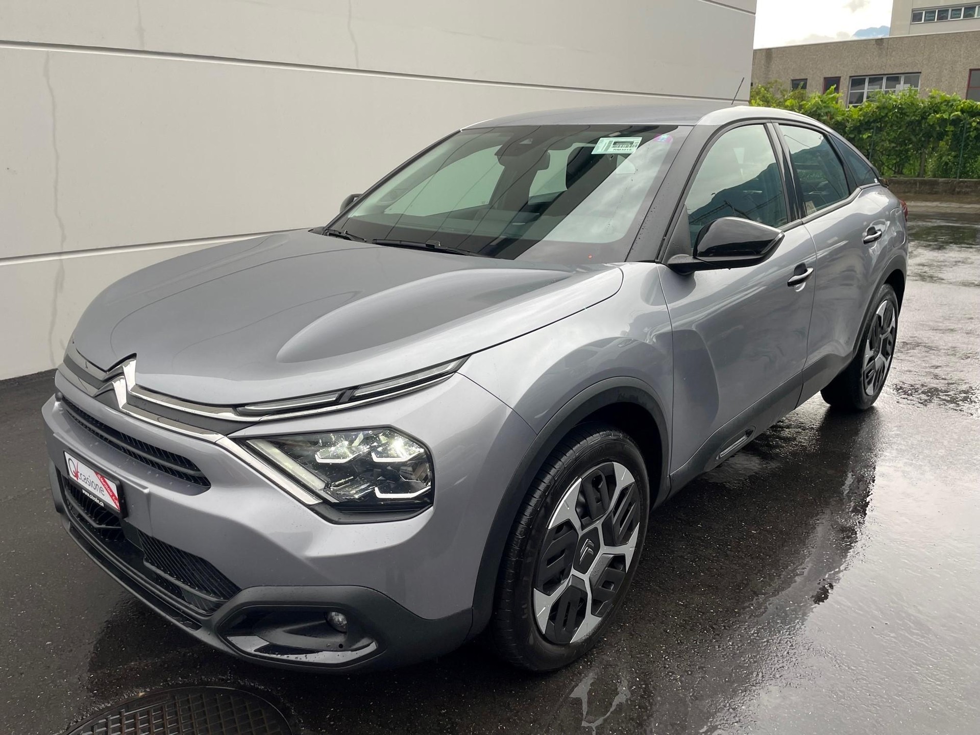 CITROEN C4 1.2 PureTech Swiss Edition-image-2