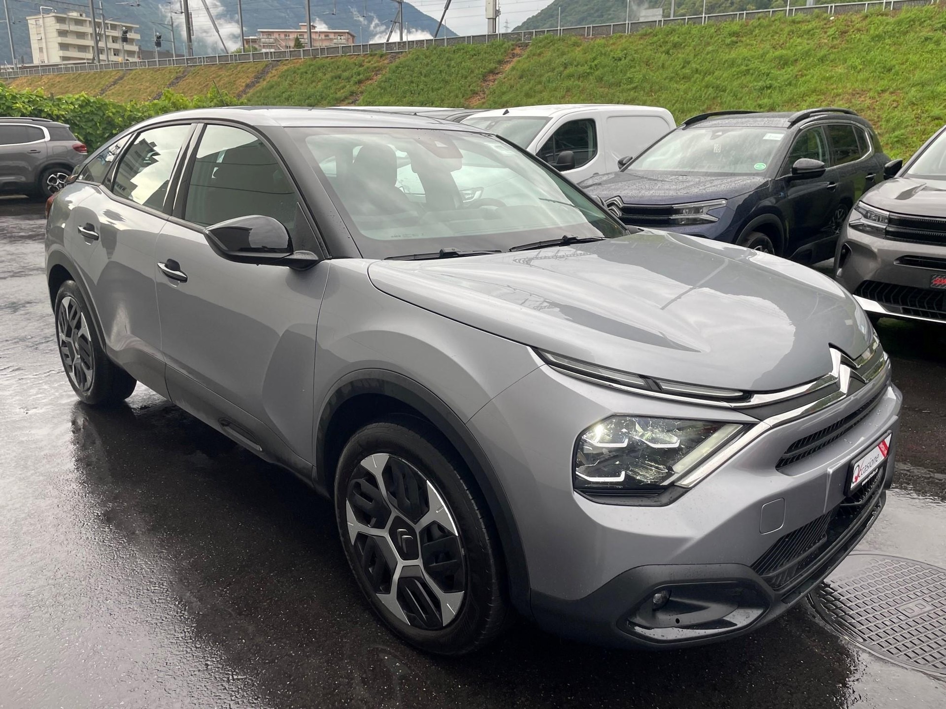 CITROEN C4 1.2 PureTech Swiss Edition