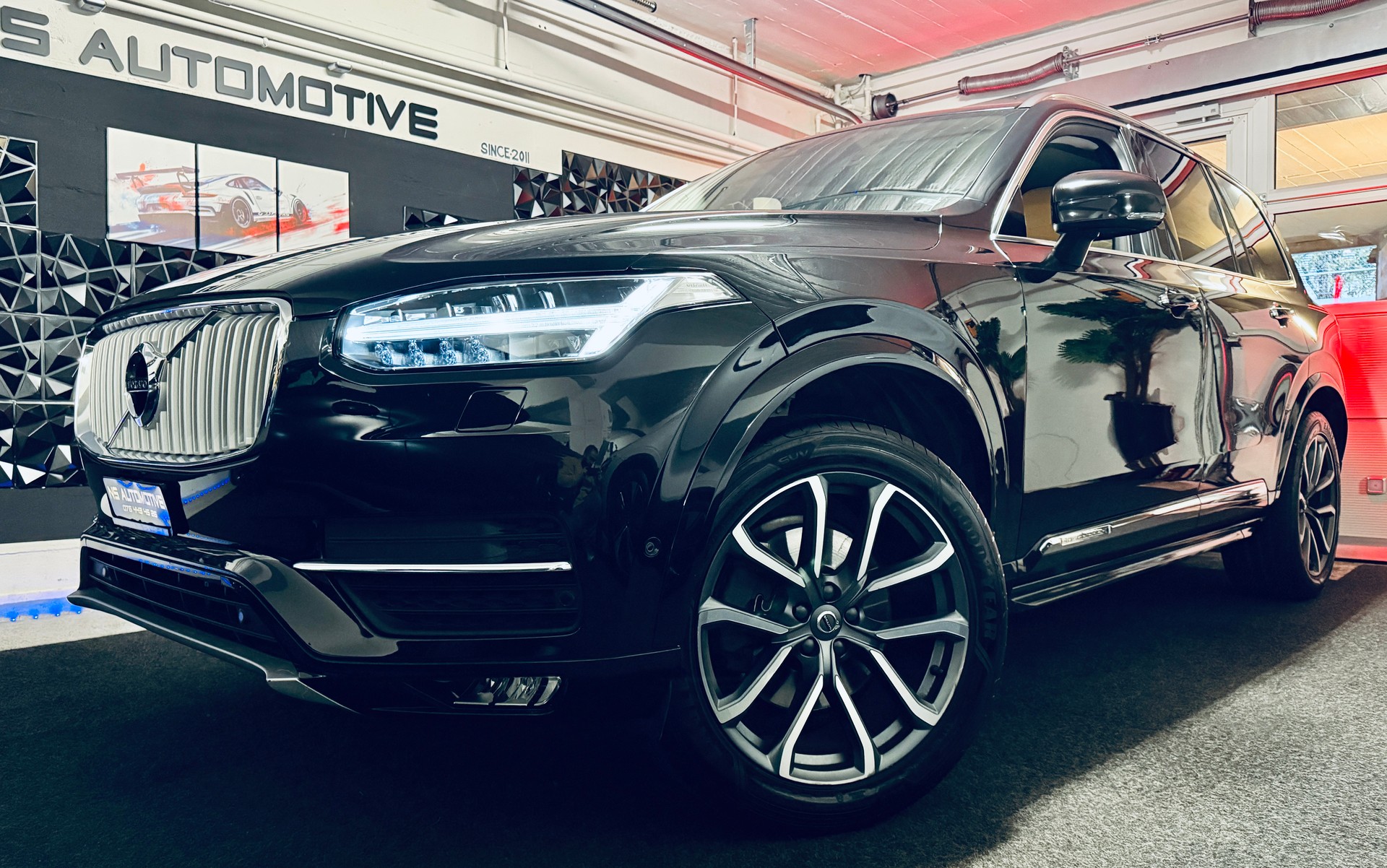 VOLVO XC90 D5 AWD Inscription Geartronic-image-6