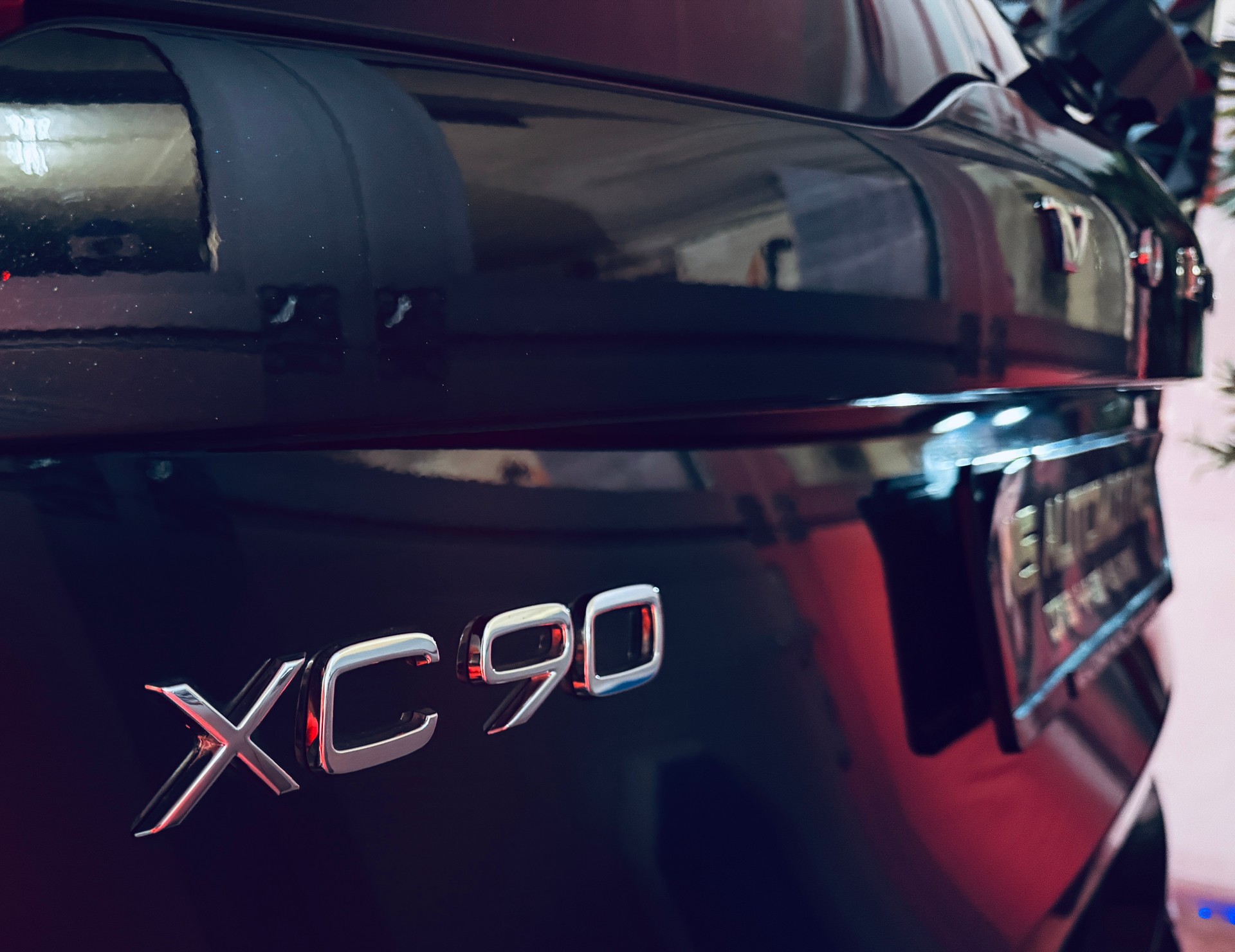 VOLVO XC90 D5 AWD Inscription Geartronic-image-24