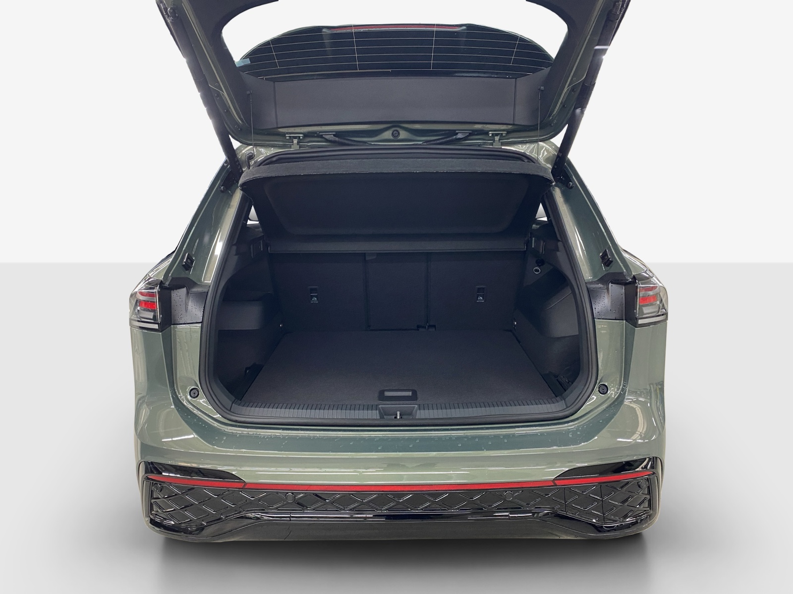 VW Tiguan 2.0 TSI DSG R-Line 4Motion-image-12