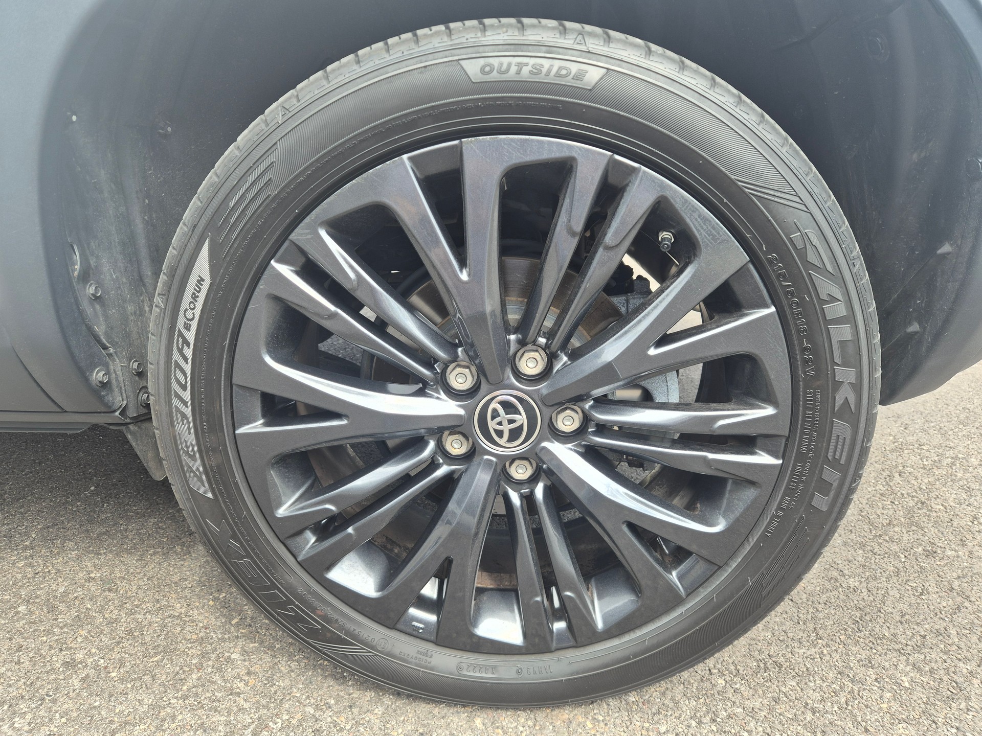 TOYOTA Yaris Cross 1.5 Adventure e-CVT AWDi-image-4