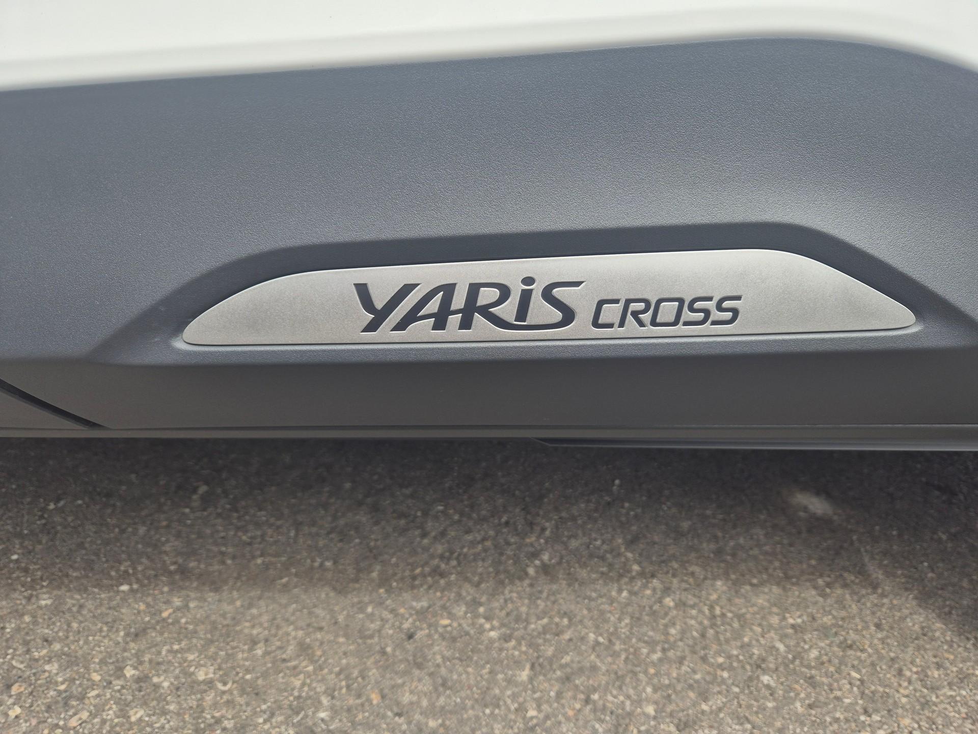 TOYOTA Yaris Cross 1.5 Adventure e-CVT AWDi-image-5